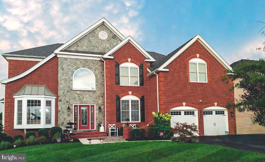 MARLBORO RIDGE HUNT - Residential