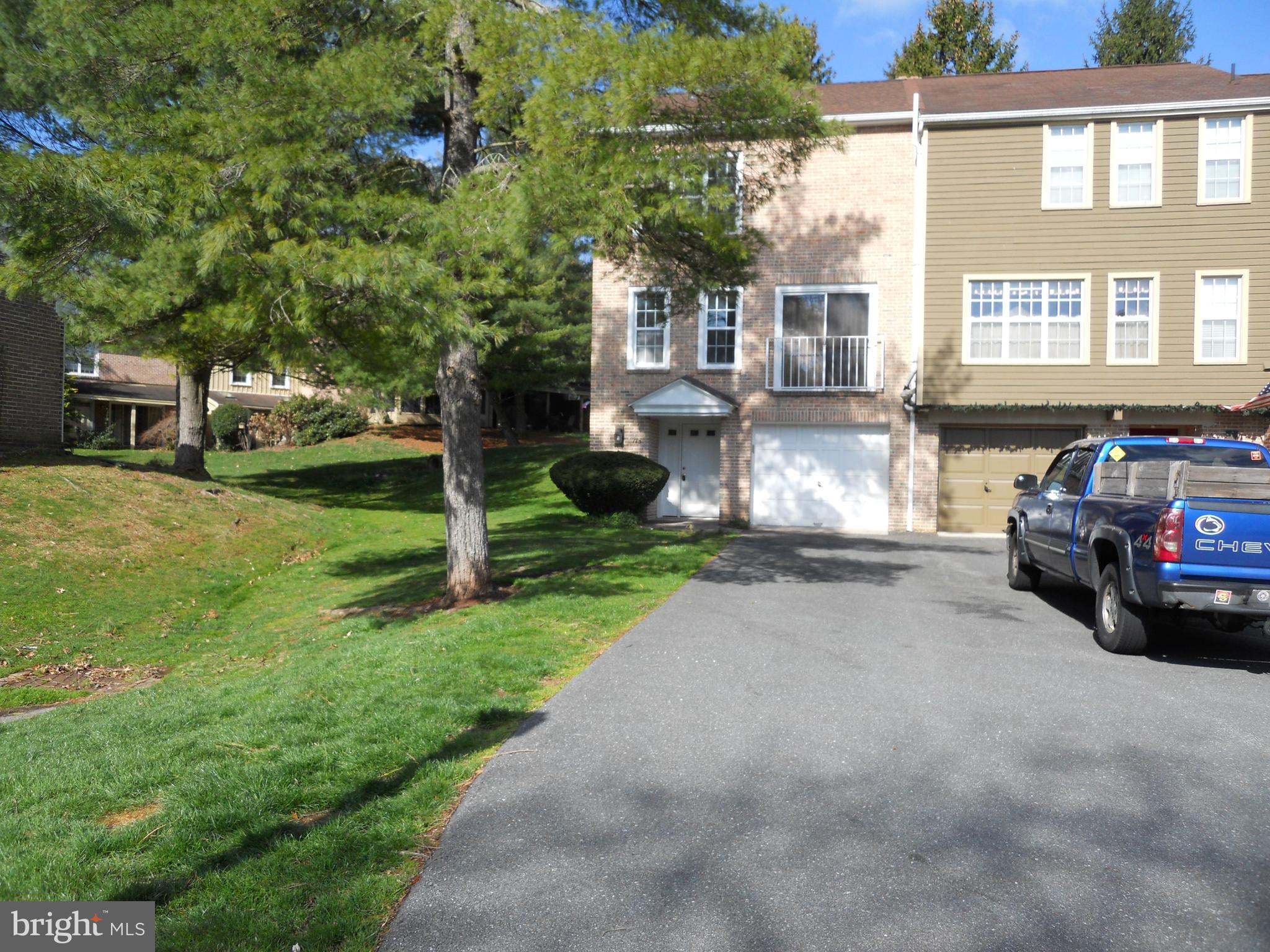 FLYING HILLS - Residential