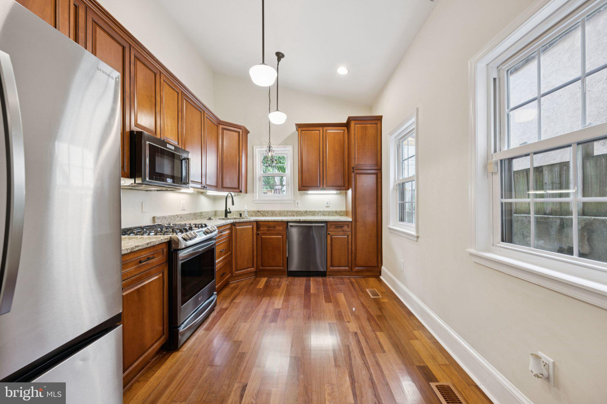 UPPER FELLS POINT - Residential