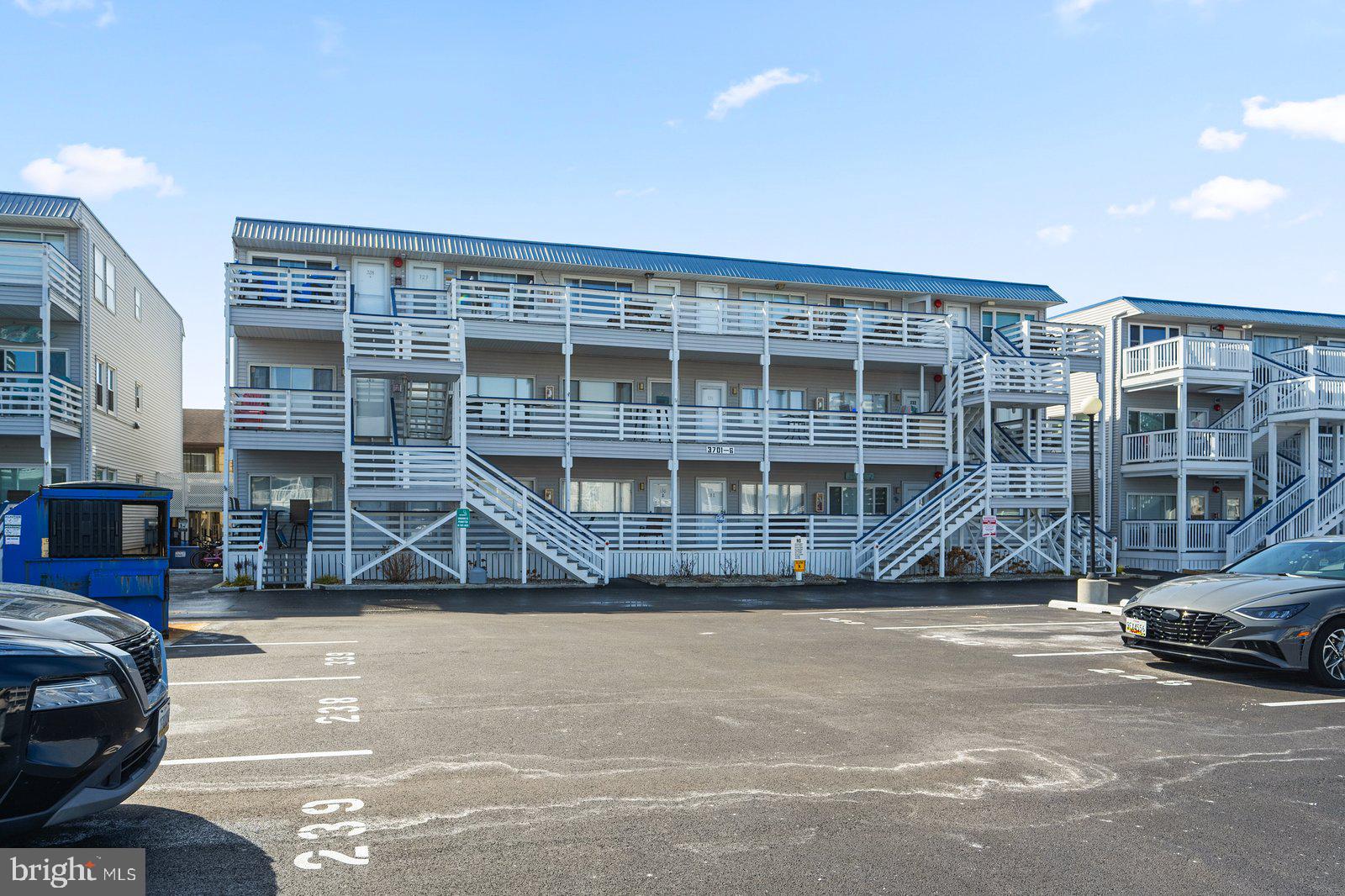 Top-Floor Condo with Bay Views + Boat Slip Access – Affordable Bayside Living at Its Best!
Now priced even lower, this top-floor 1BR/1BA condo in the sought-after Bradley on the Bay community is your chance to own a slice of coastal paradise—without breaking the bank. Whether you're seeking a serene getaway, a high-performing Airbnb, or both, this unit delivers.
Wake up to stunning bay views and enjoy your morning coffee on the deck. The condo comes fully furnished and features a remodeled bathroom, granite kitchen countertops, and a stackable washer/dryer. And here’s the best part: it’s priced below renovated comps, giving you the freedom to update the kitchen and flooring to your taste—while still staying in line with market value.
Boat Lover’s Bonus:
While the boat slip isn’t deeded, owners who reside at least half the season enjoy complimentary access—no extra taxes or fees! Slips are also available to Airbnb guests for just $100/week. With only one shortage in 40+ years, availability is rarely an issue, and year-round water access is allowed.
Resort-Style Amenities Include:
- Bayfront pool & private sandy beach
- Kayak & paddleboard storage
- Assigned parking & bike racks
- Community pier & dog-walking area
- Low $385/month condo fee (includes insurance & maintenance)
Located just steps from the beach and walking distance to the convention center, this condo offers strong rental potential and effortless enjoyment. Whether you're boating, beaching, or building equity, this is bayside living made easy.
Don’t miss this rare opportunity to own a waterfront retreat with built-in value and lifestyle perks. Schedule your showing today!