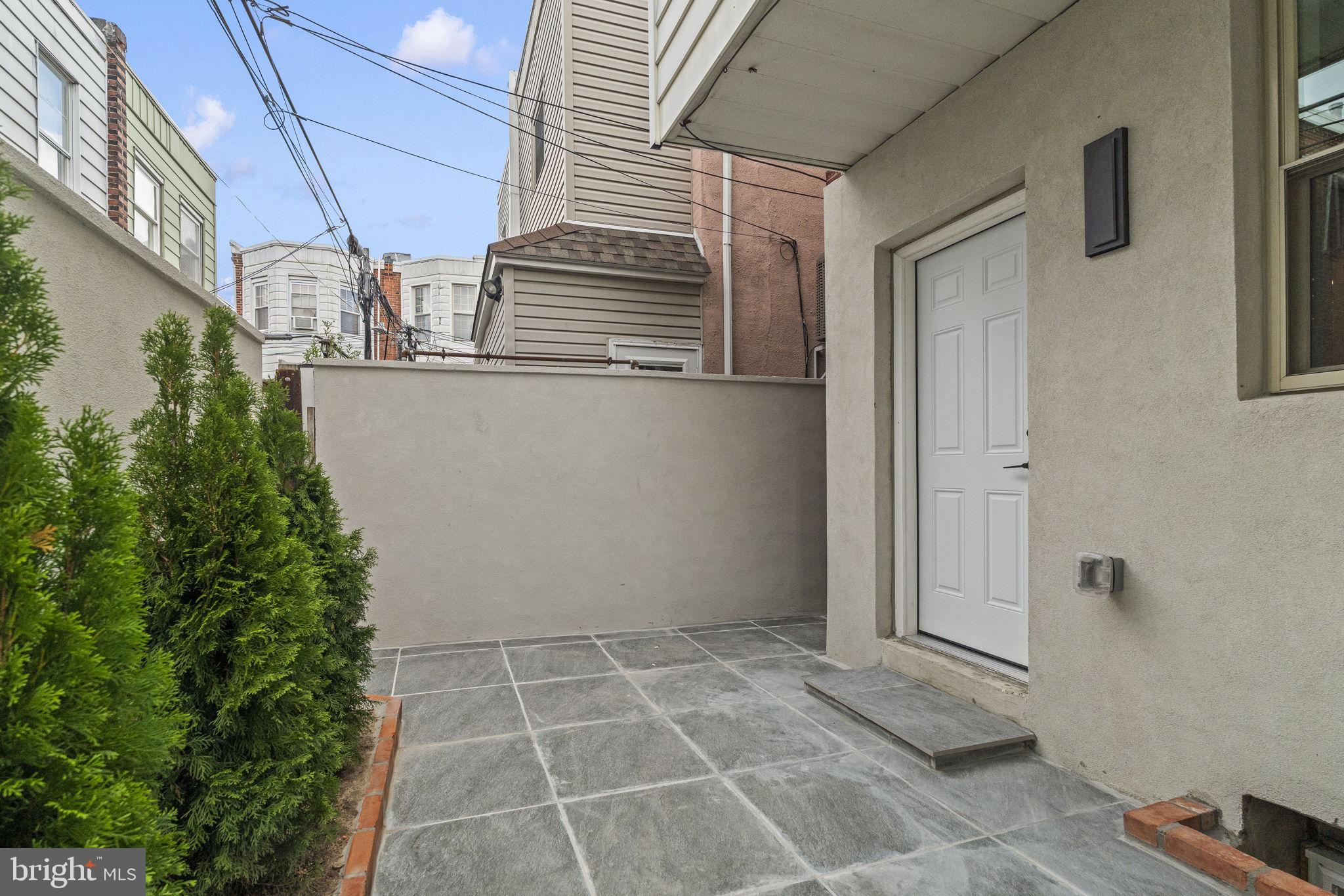 GIRARD ESTATES - Residential