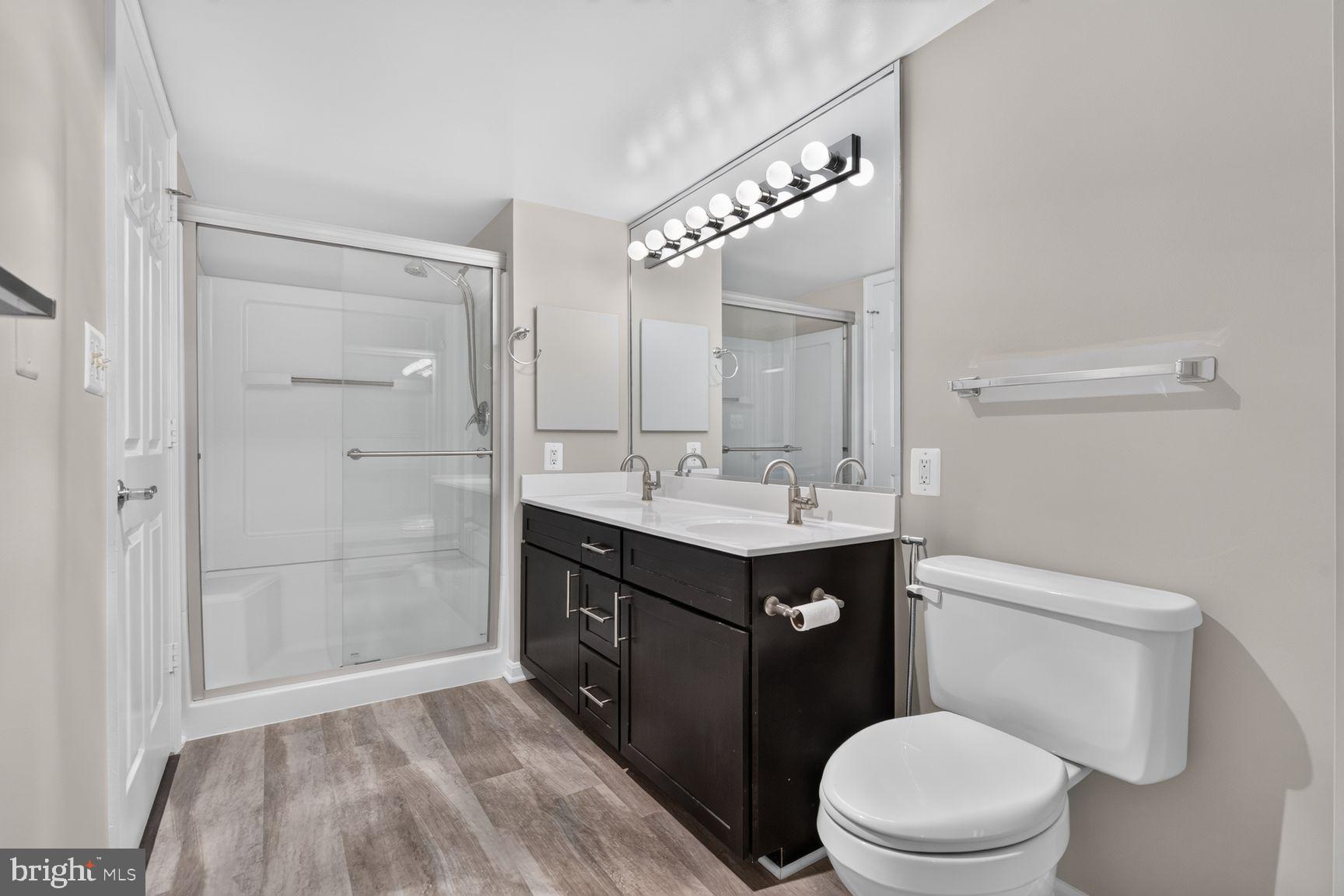 RIVERBEND LEISURE WORLD - Residential