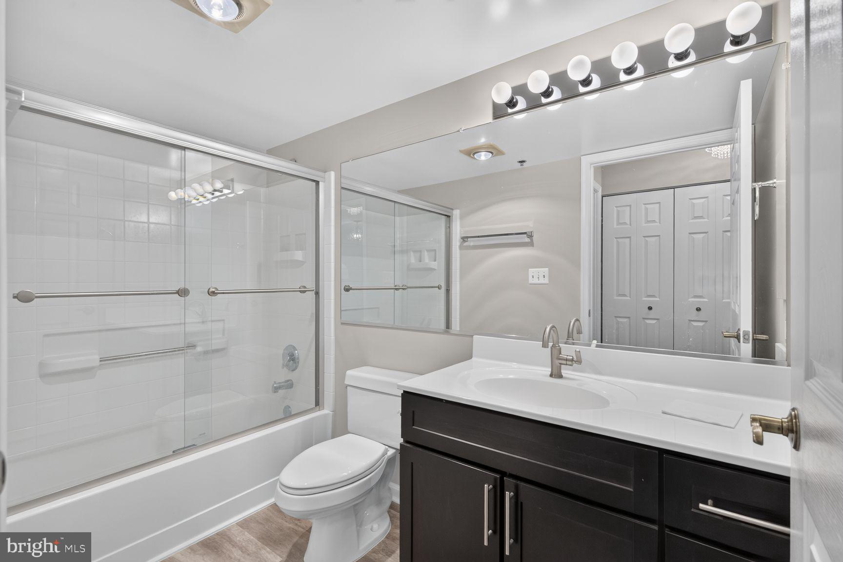 RIVERBEND LEISURE WORLD - Residential