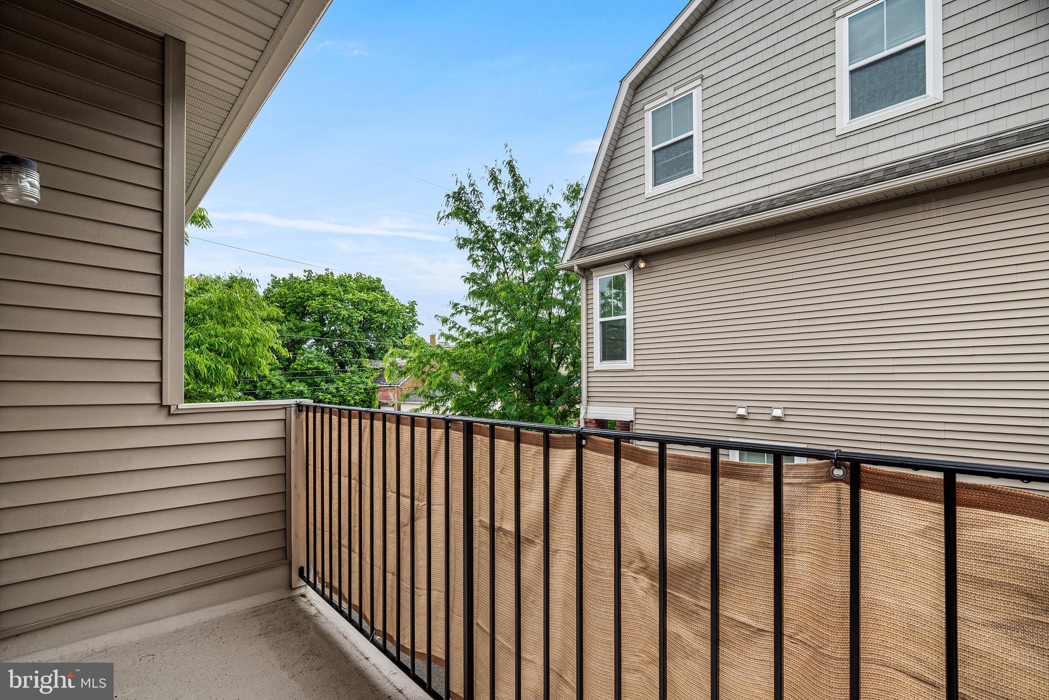 NORRISTOWN - Residential