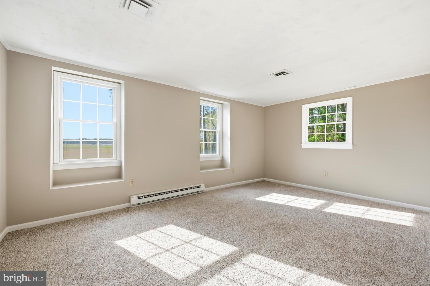 LONGWOODS - Residential