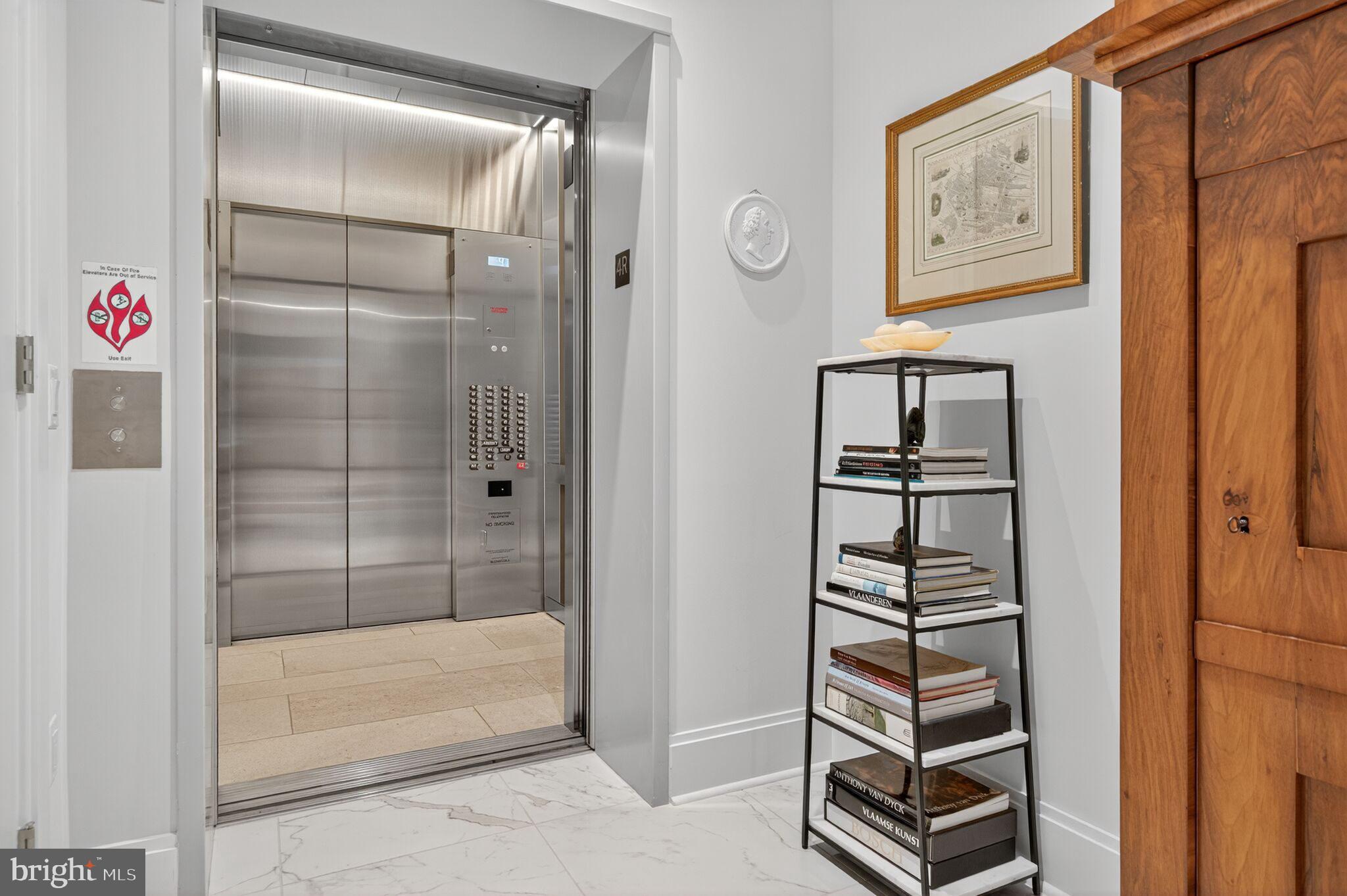TYSONS CORNER - Residential