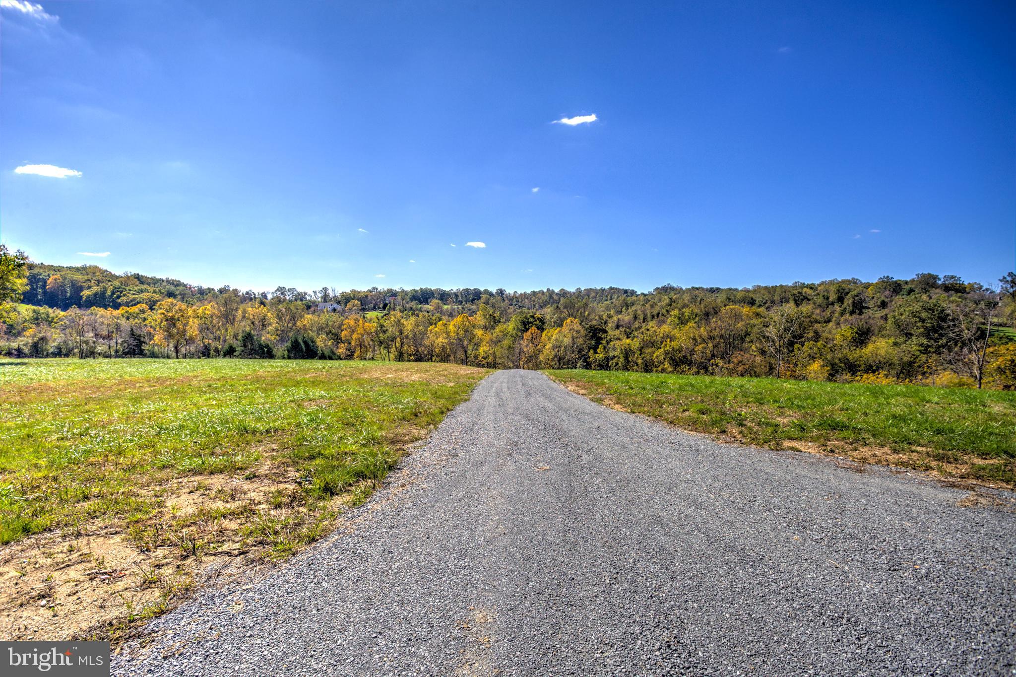 BEACON HILL - Land