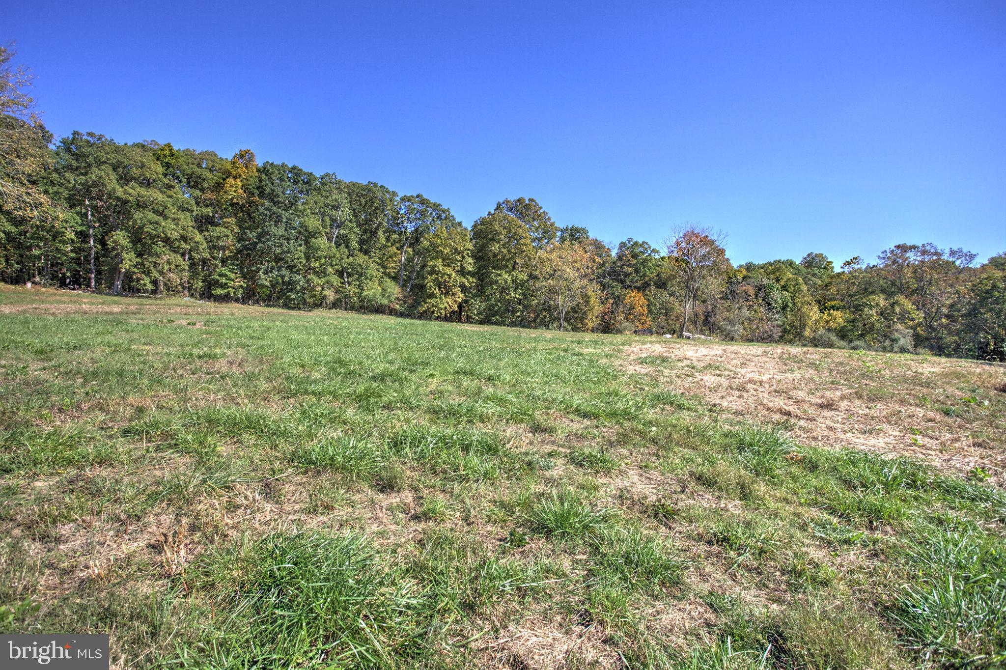 BEACON HILL - Land