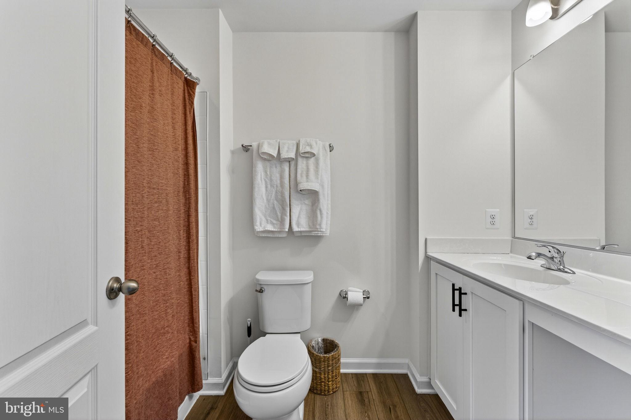 TOWNES AT TATE MANOR - Residential