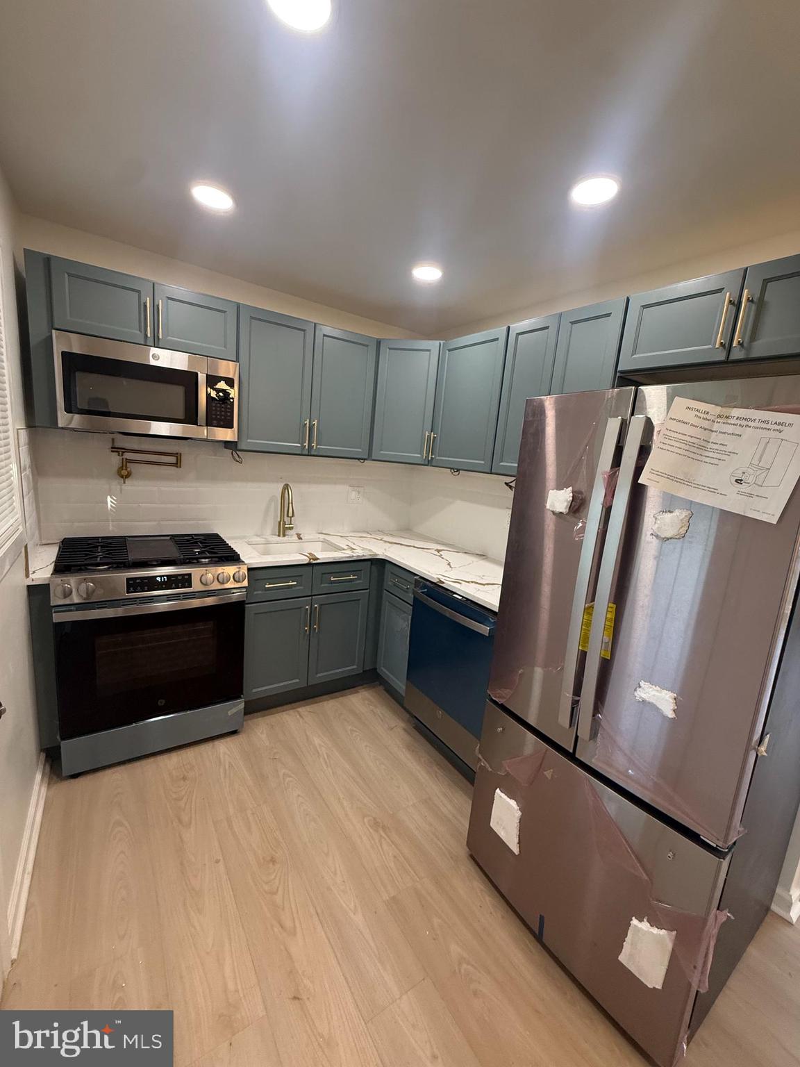 COLLINGDALE - Residential