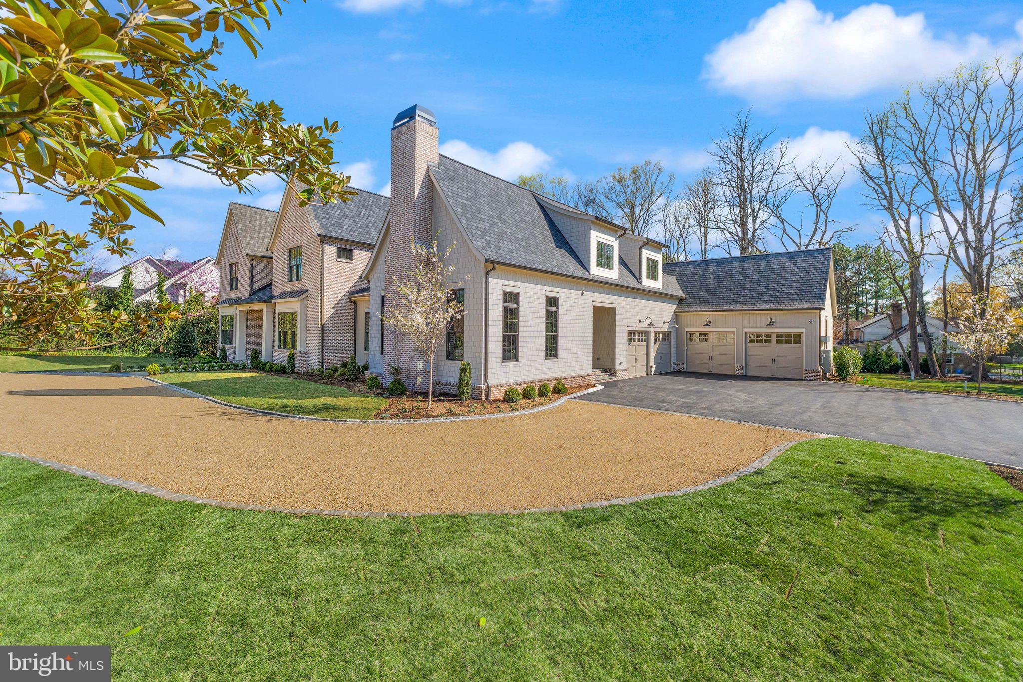 LANGLEY FOREST - Residential