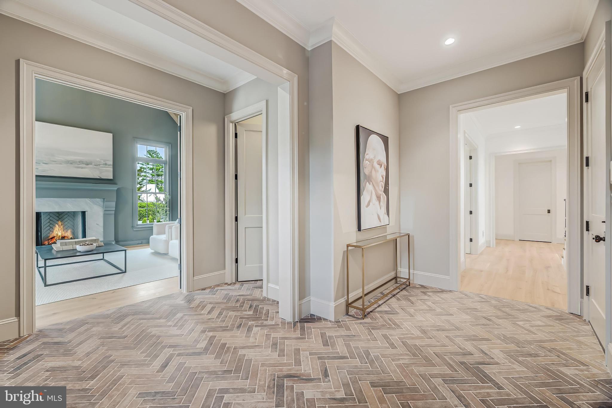LANGLEY FOREST - Residential