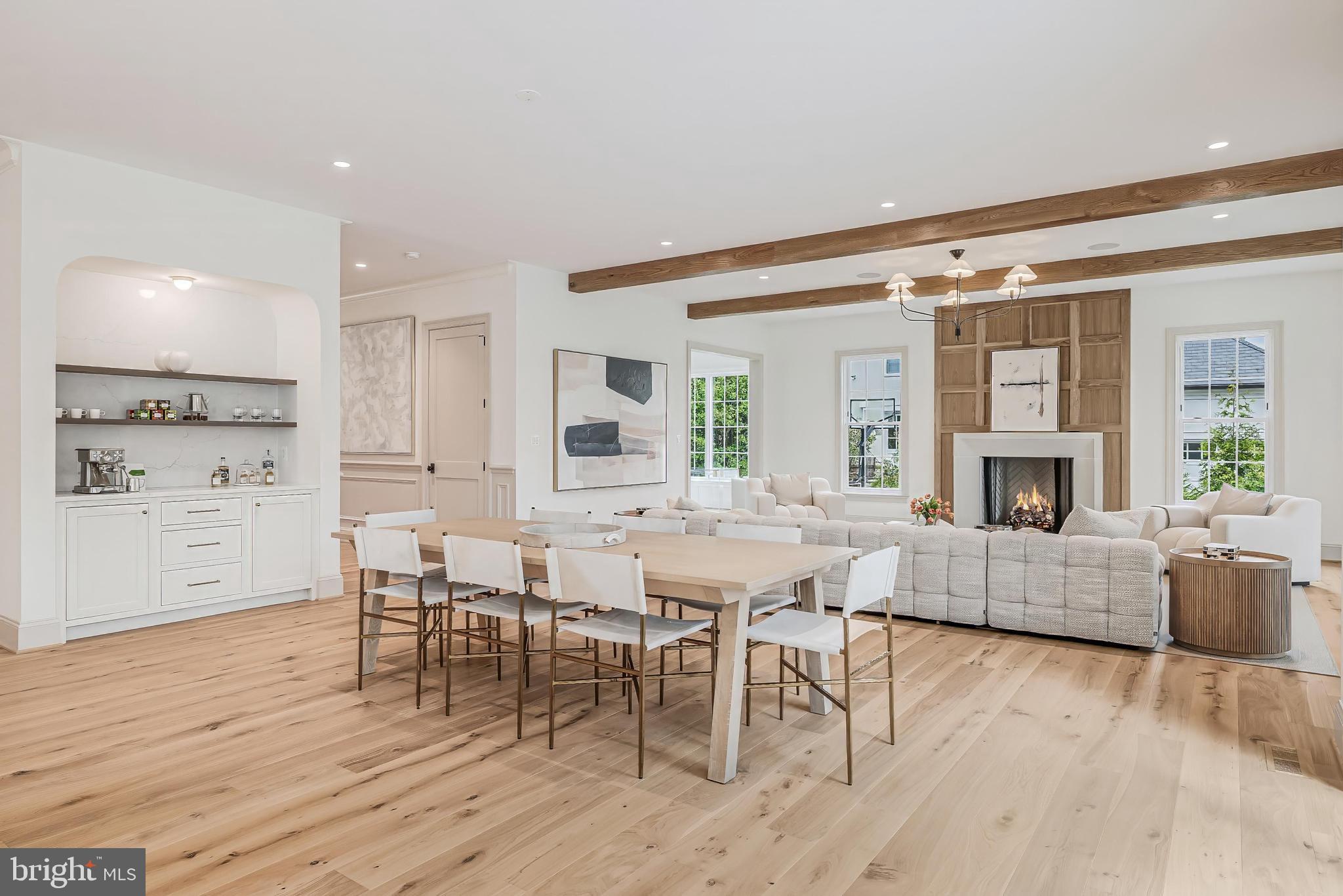 LANGLEY FOREST - Residential