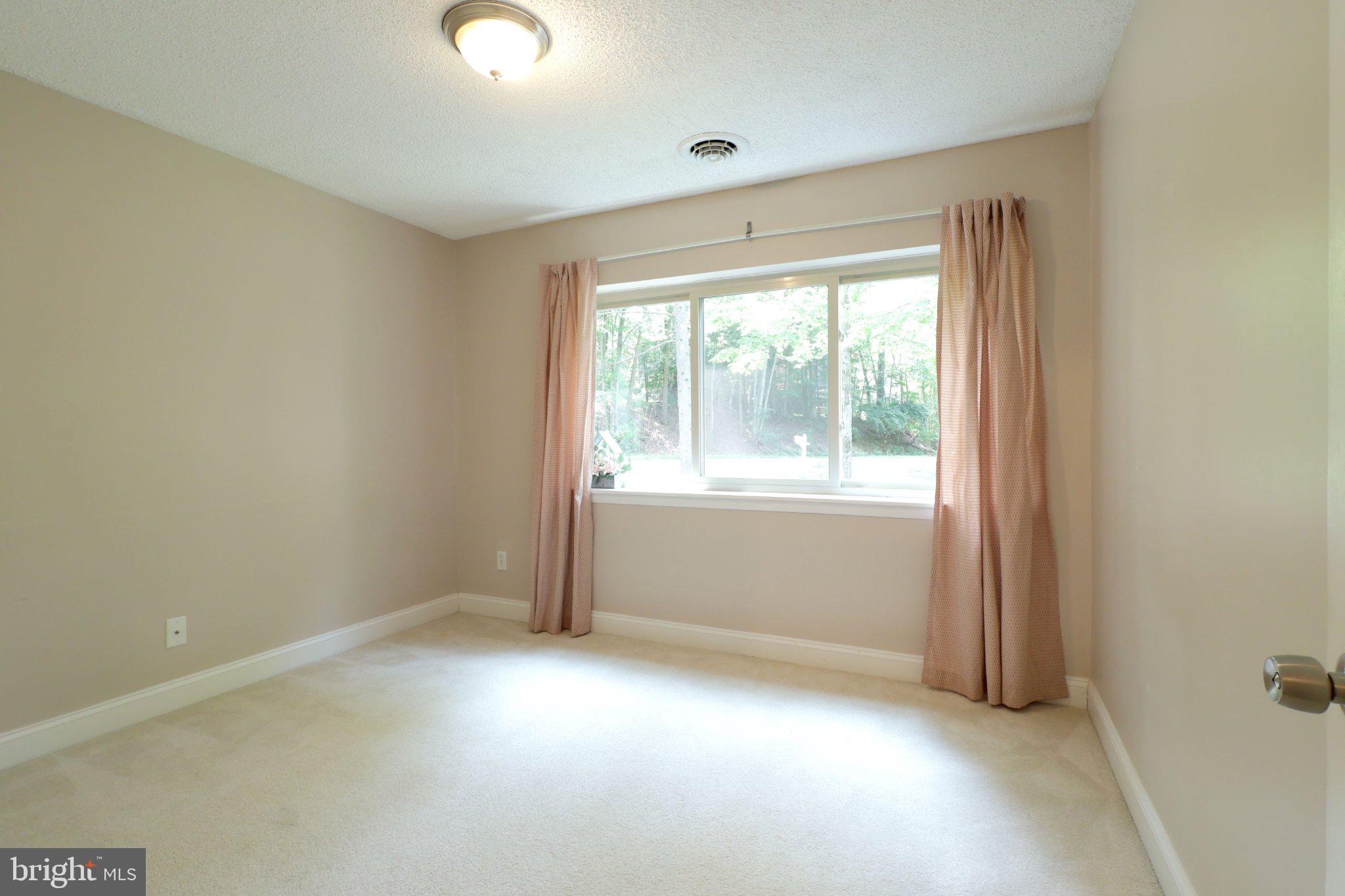 TOFTREES - Residential