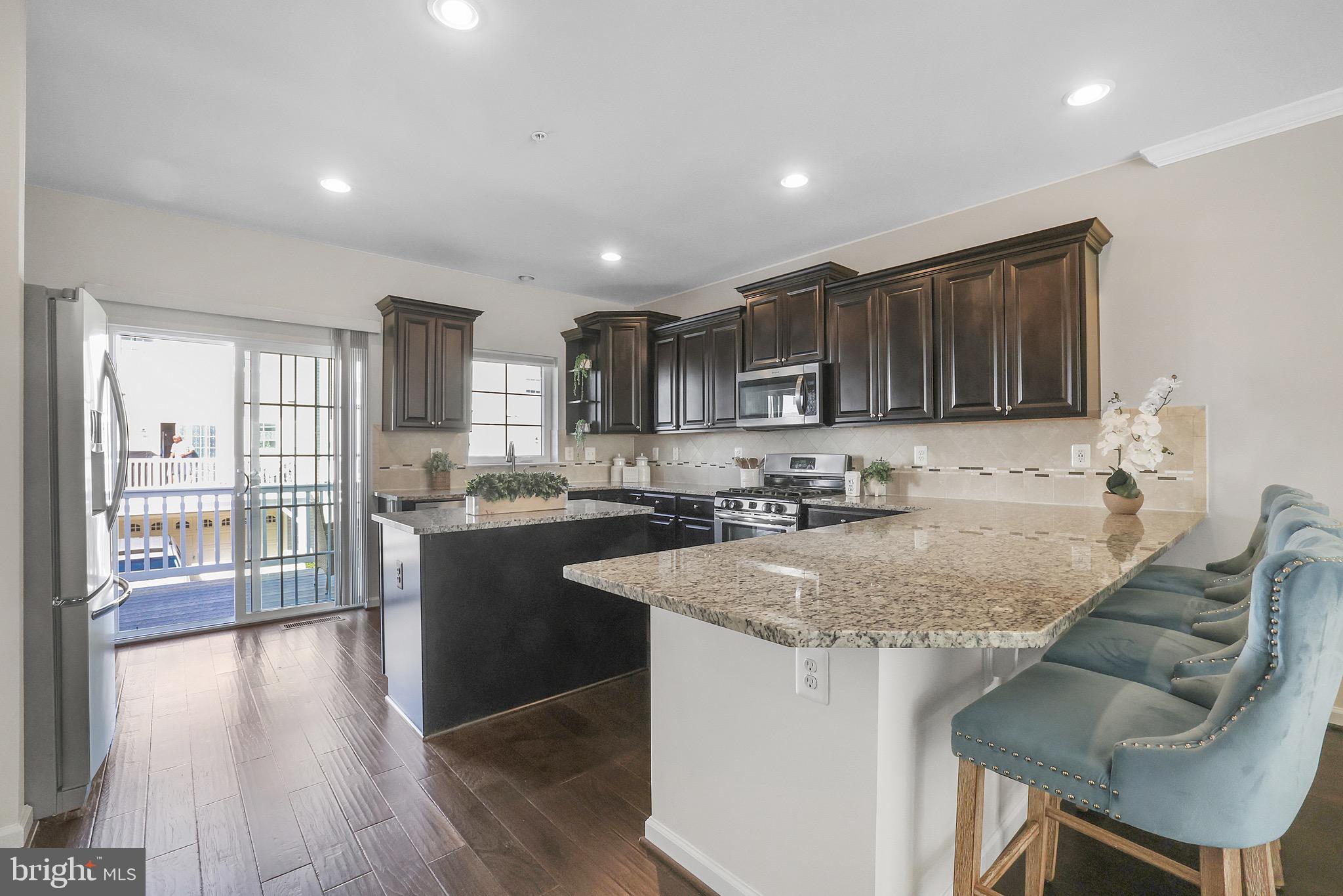 OXFORD SQUARE - Residential