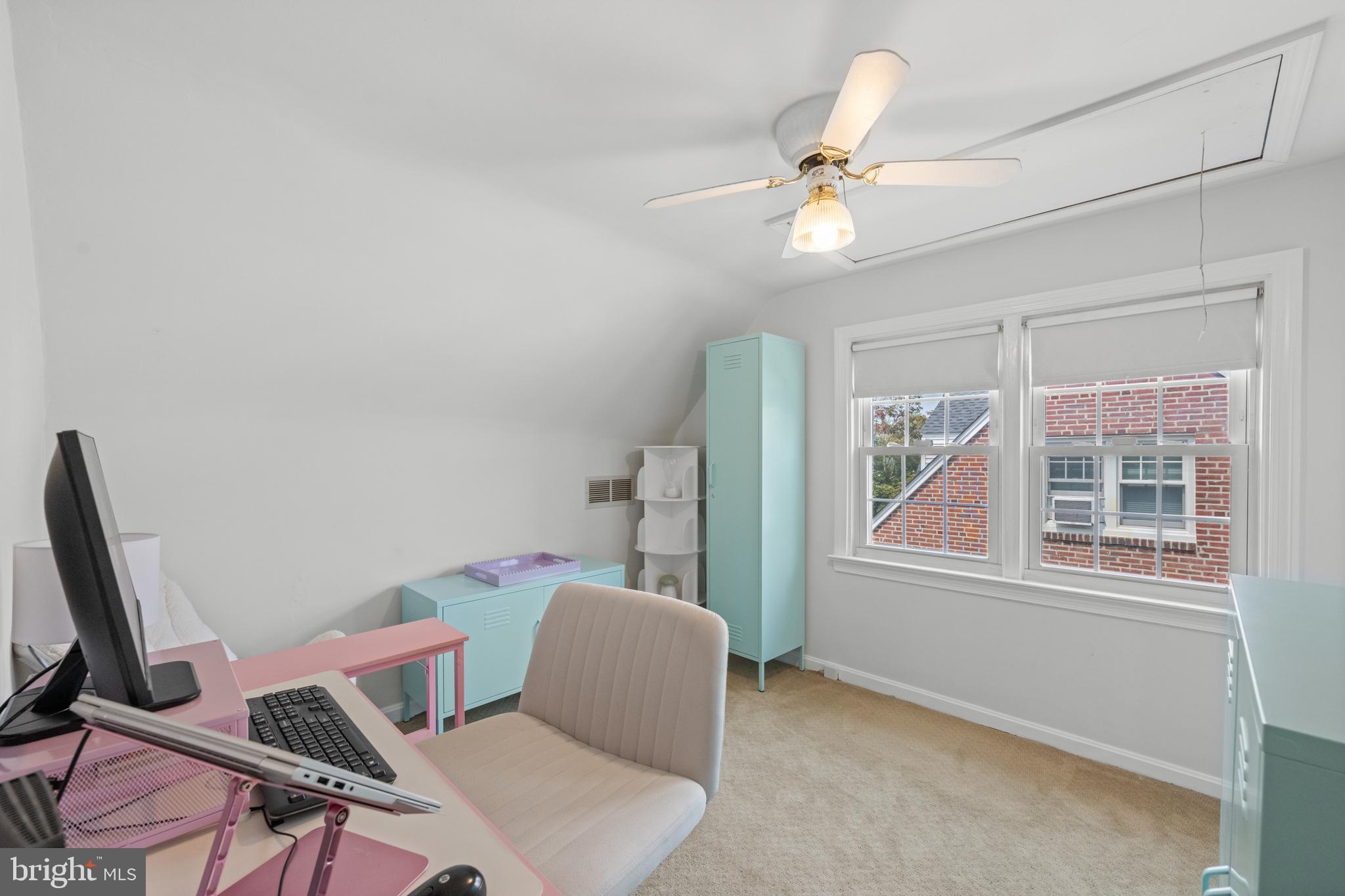LAFAYETTE HILL - Residential