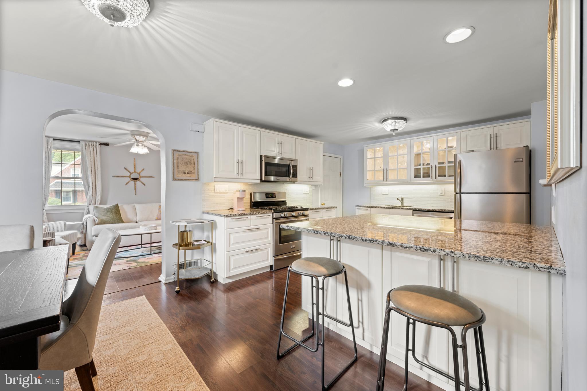 LAFAYETTE HILL - Residential