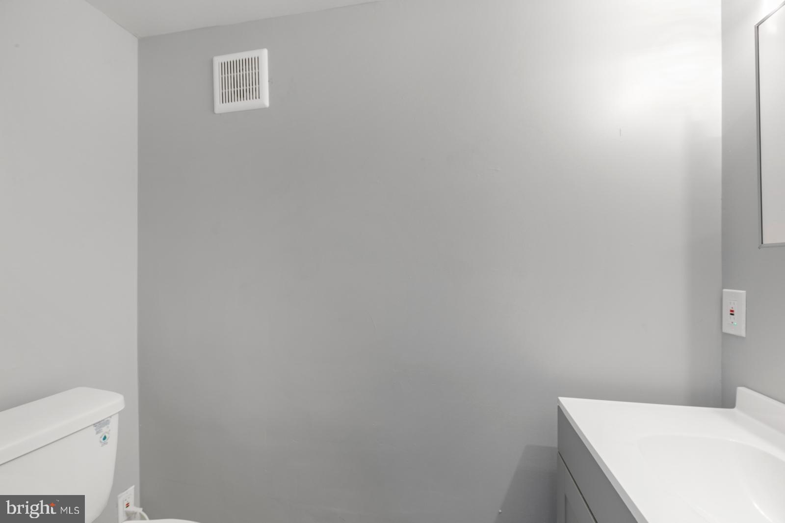 WEST PASSYUNK - Residential Lease