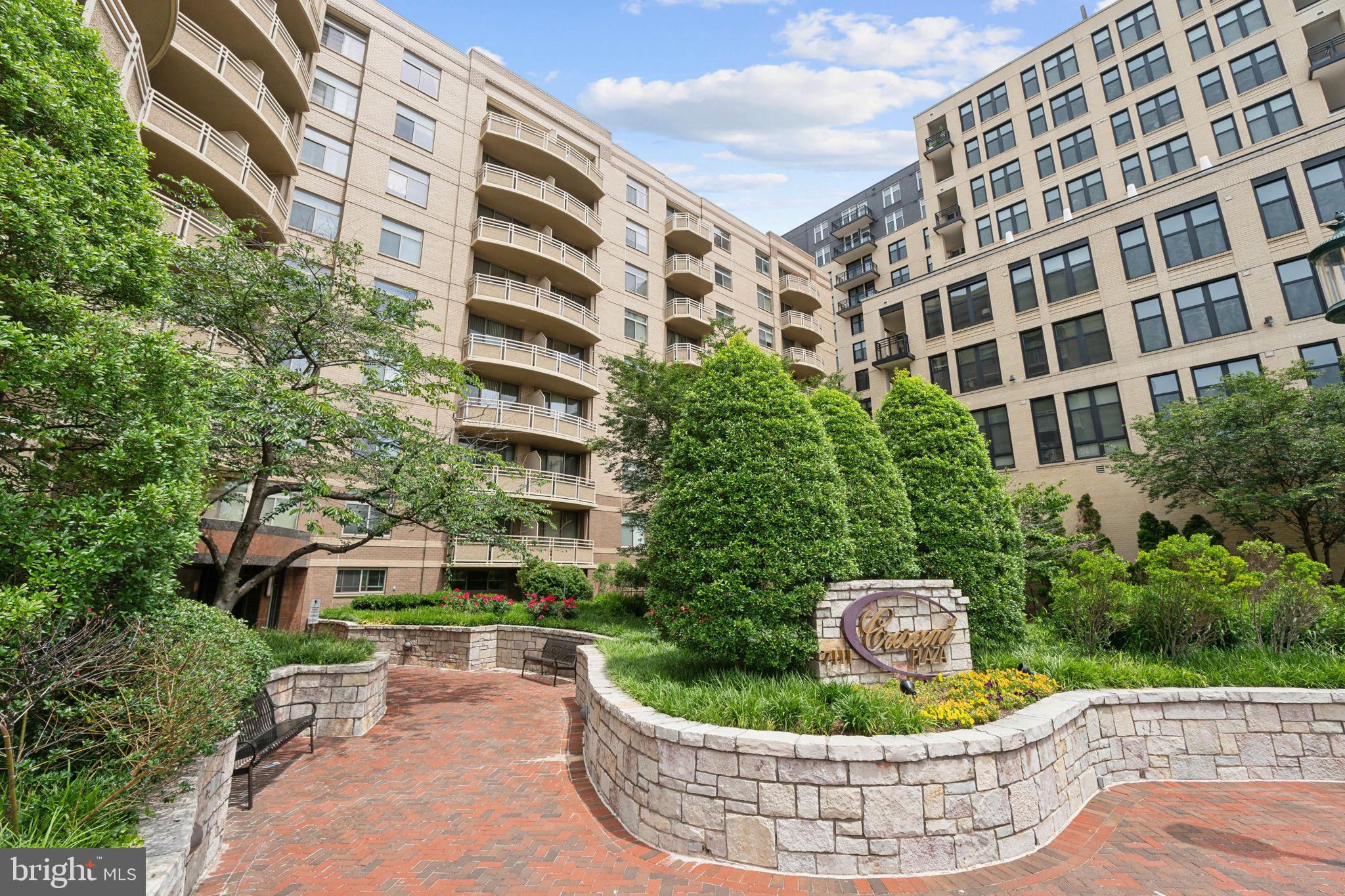 DOWNTOWN BETHESDA - Residential
