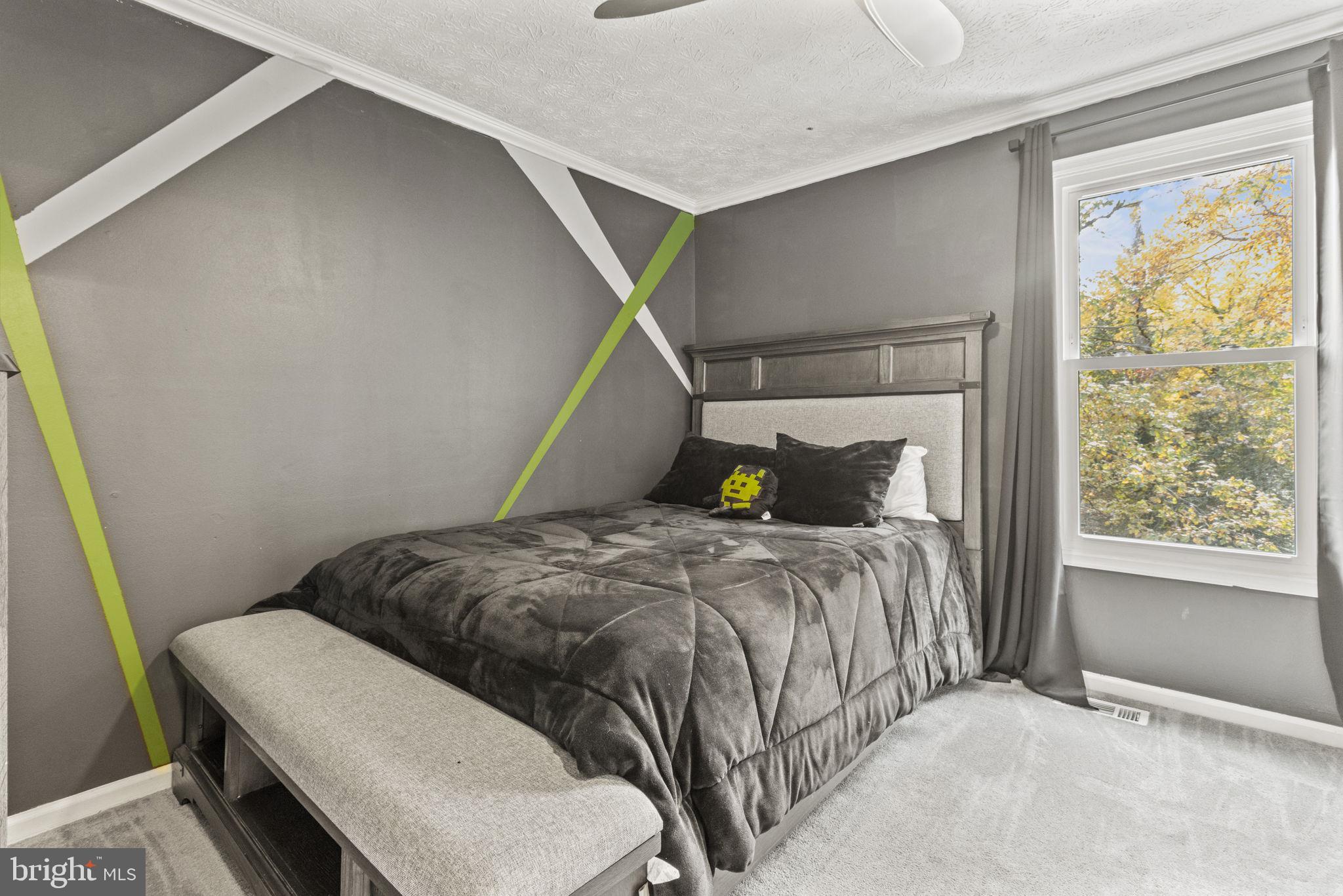 CROFTON MEADOWS - Residential