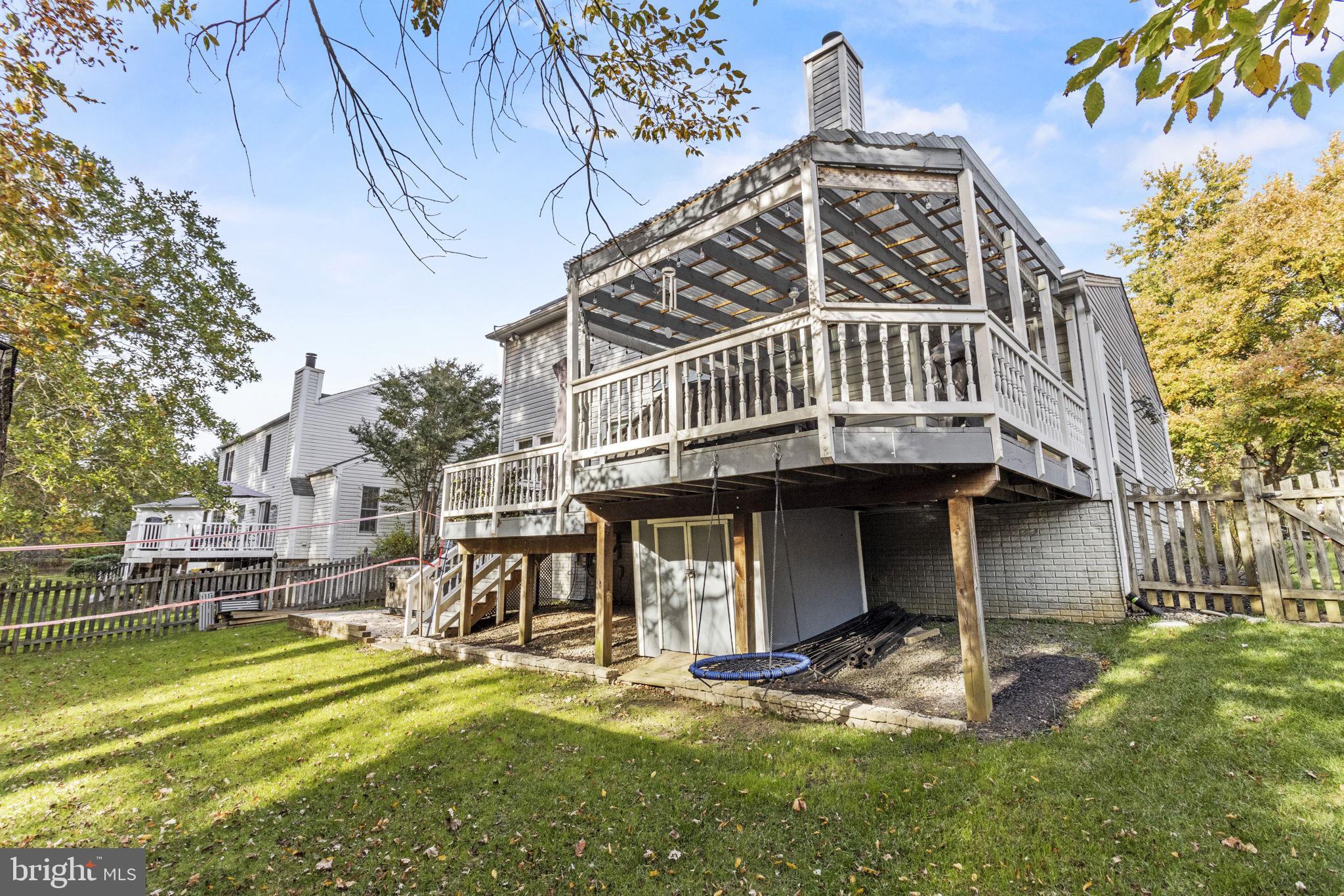 CROFTON MEADOWS - Residential