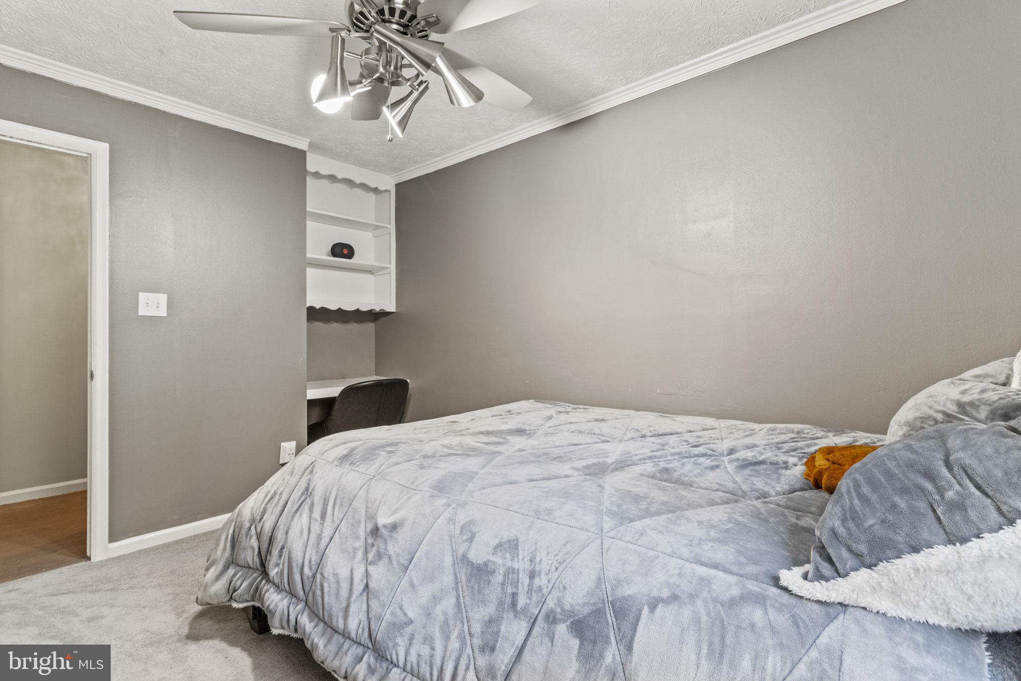 CROFTON MEADOWS - Residential