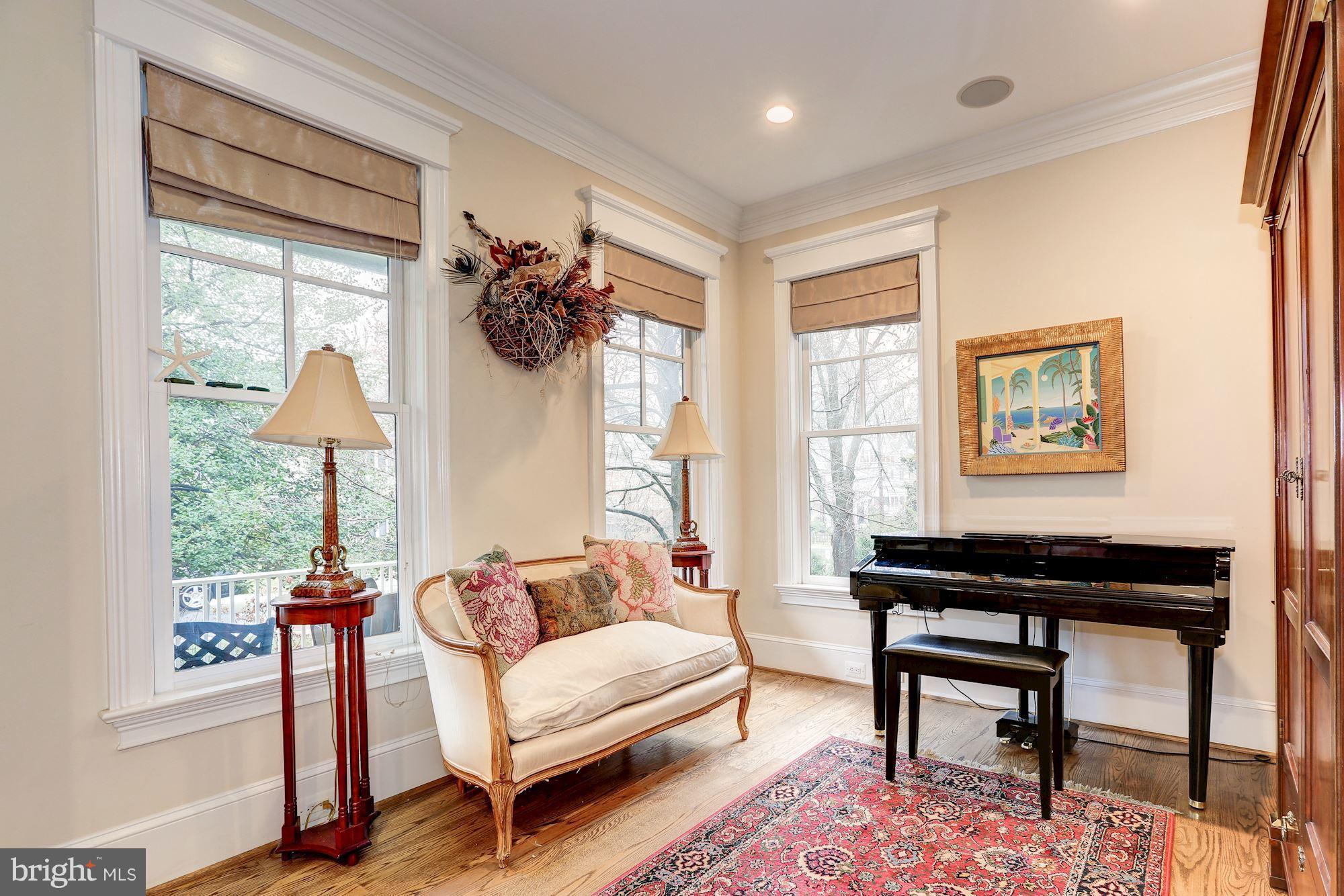 GLENBROOK VILLAGE - Residential