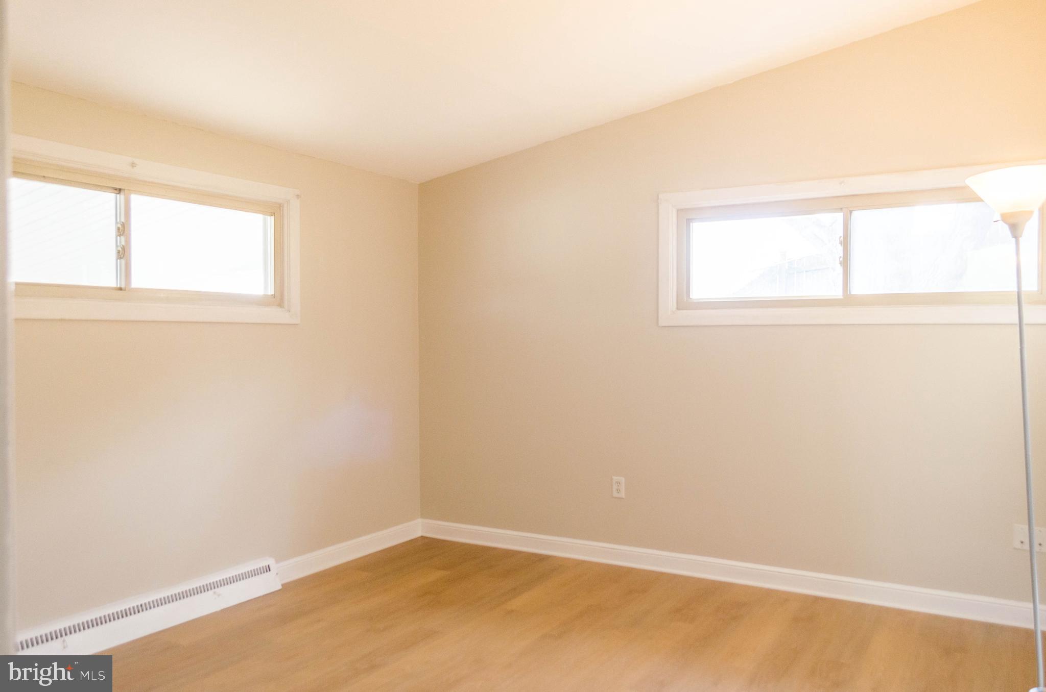 KENDALE HEIGHTS - Residential