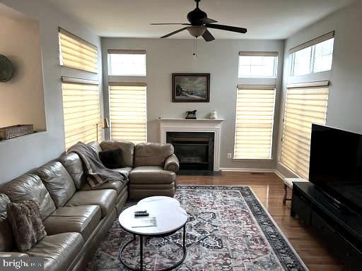 CROSSROADS MANOR - Residential Lease
