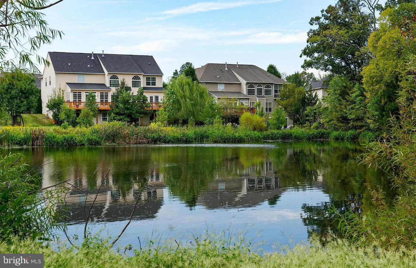 CROSSROADS MANOR - Residential Lease