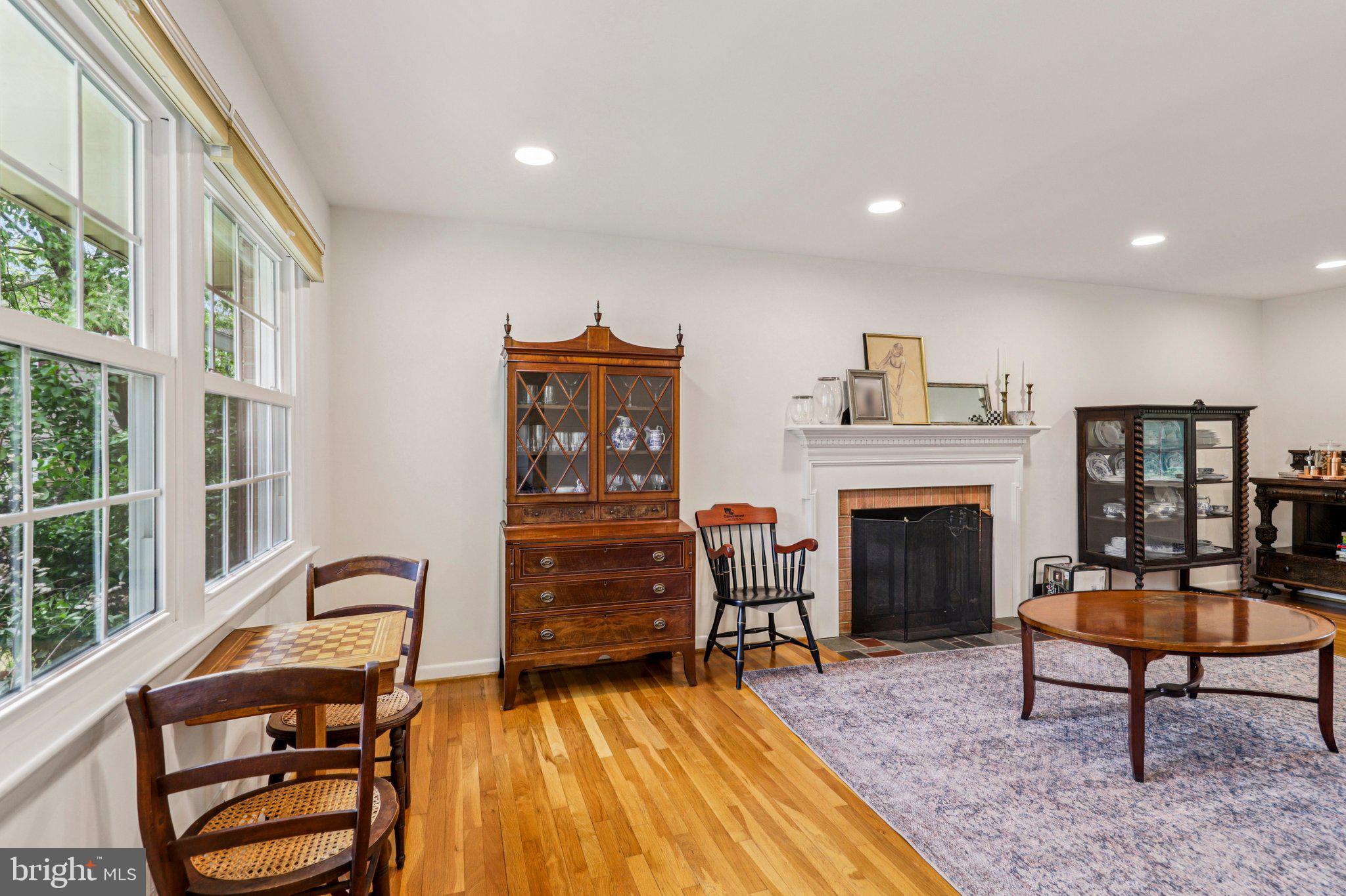 WHEATON OUT RES. (1) - Residential