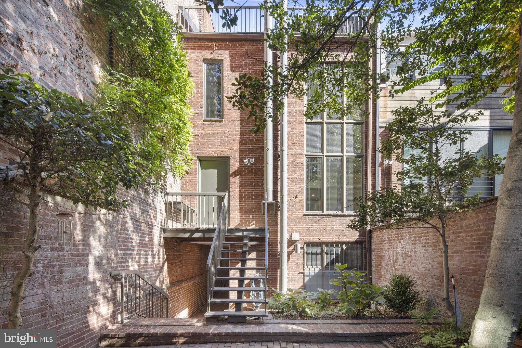 DUPONT CIRCLE - Residential
