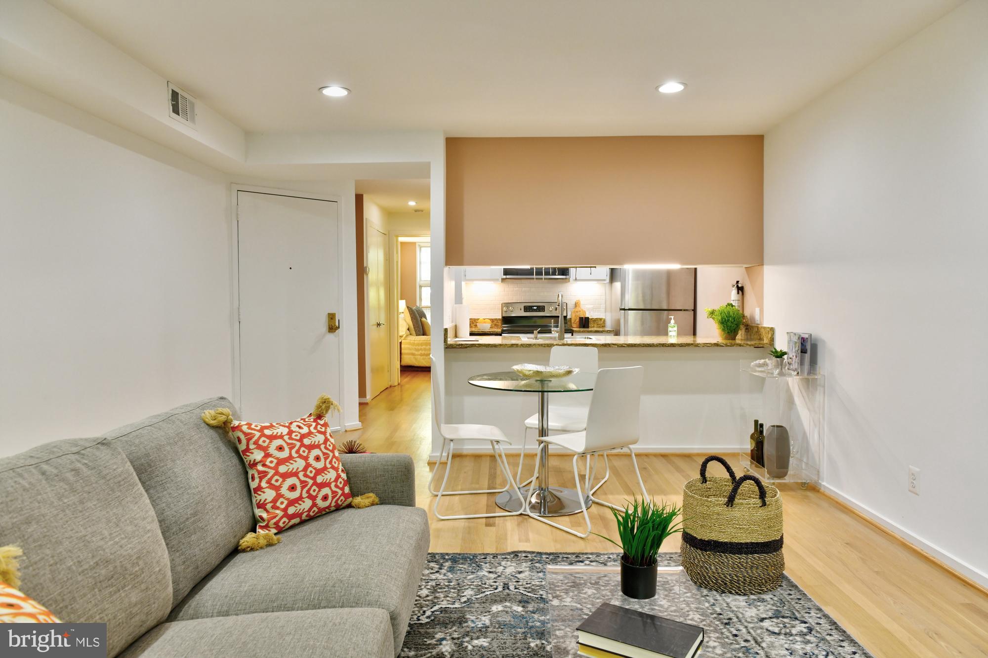 DUPONT CIRCLE - Residential