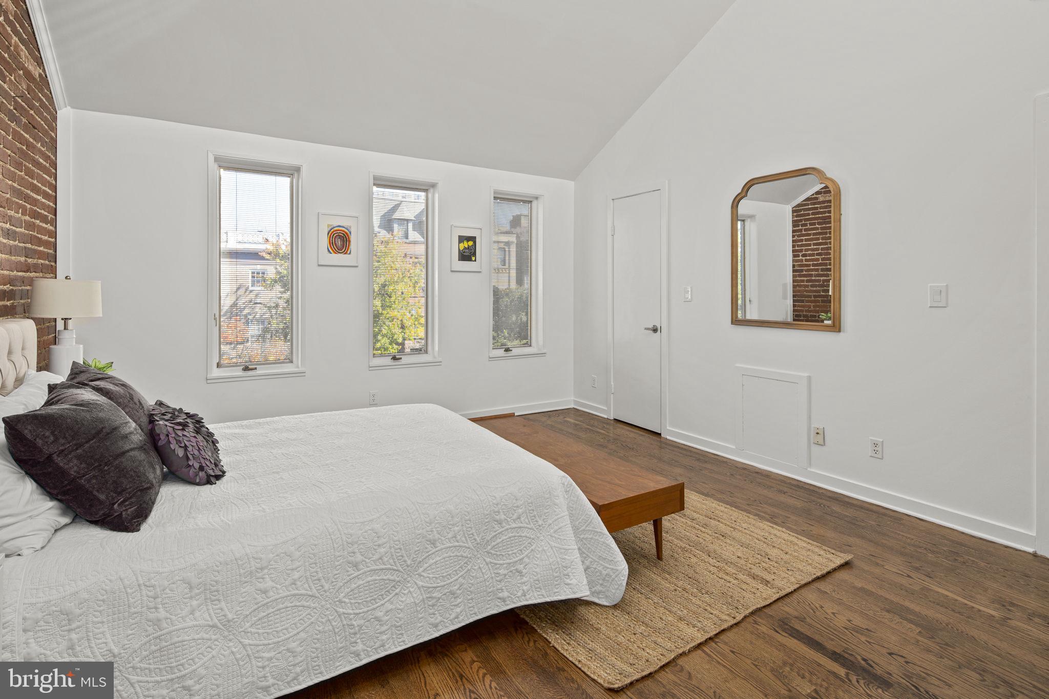 DUPONT CIRCLE - Residential