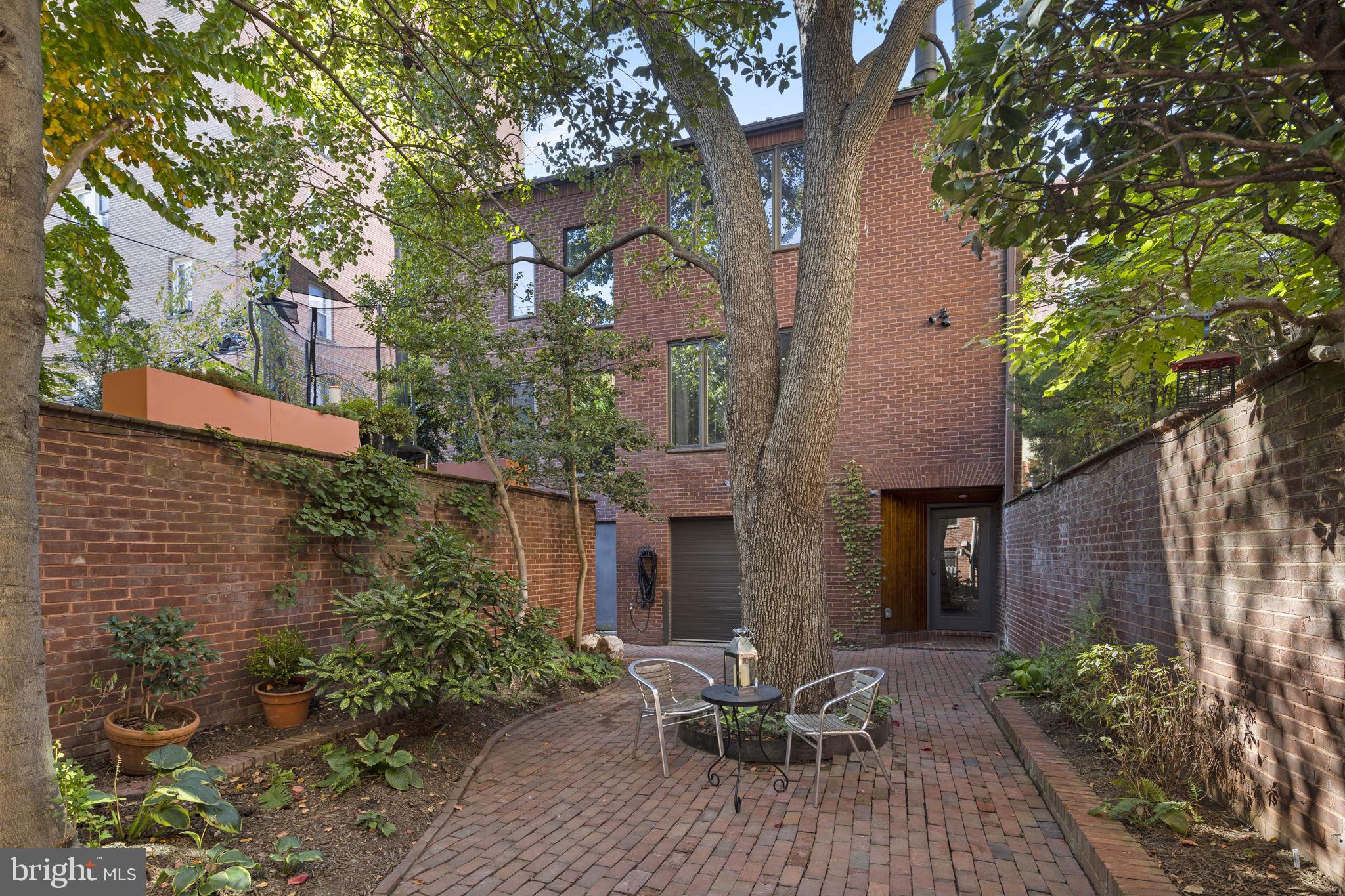 DUPONT CIRCLE - Residential