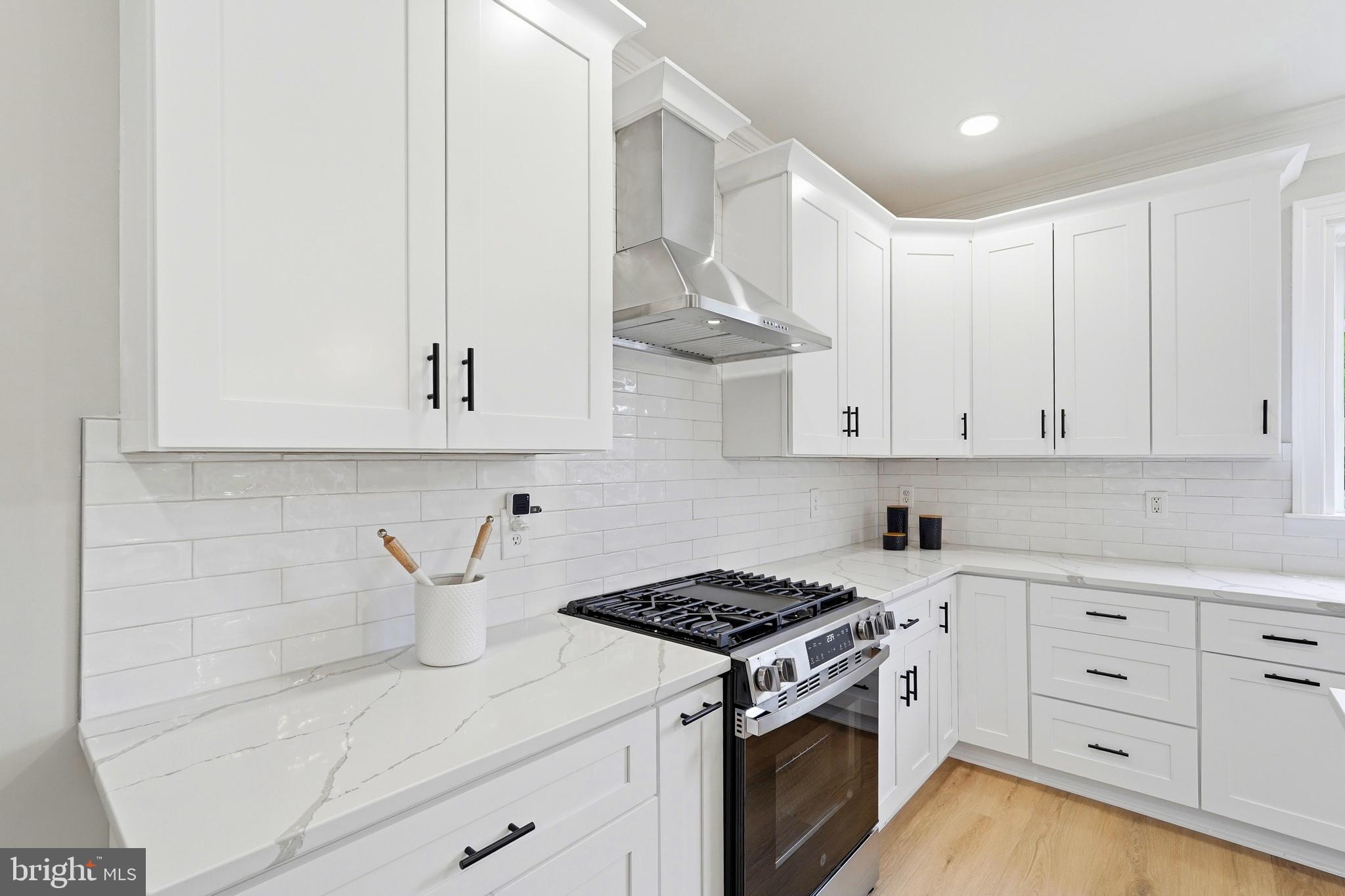 STONELEIGH - Residential