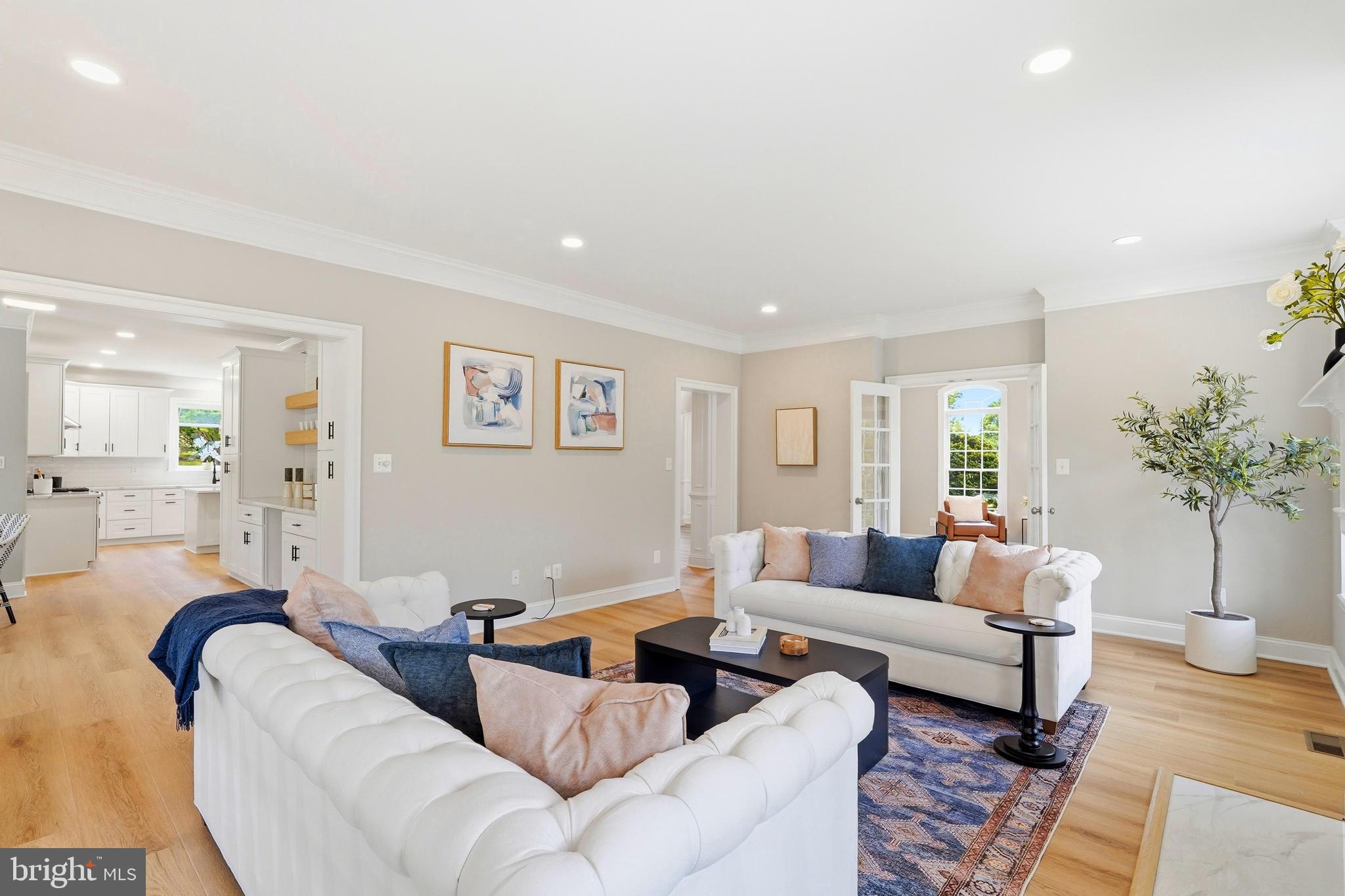 STONELEIGH - Residential