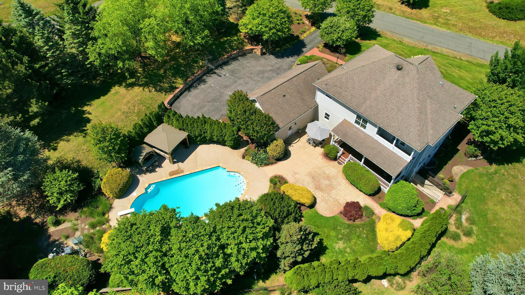 STONELEIGH - Residential