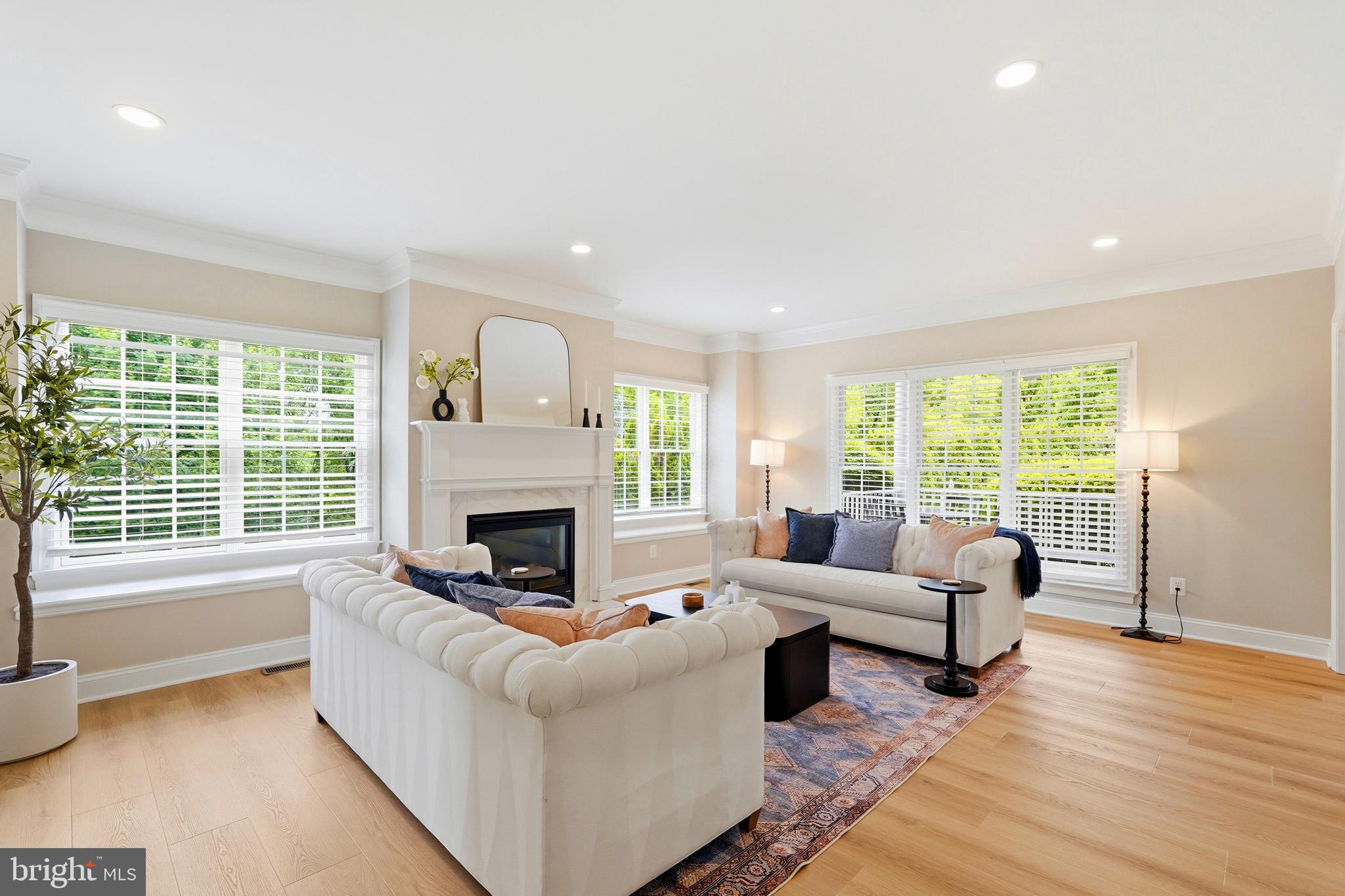STONELEIGH - Residential