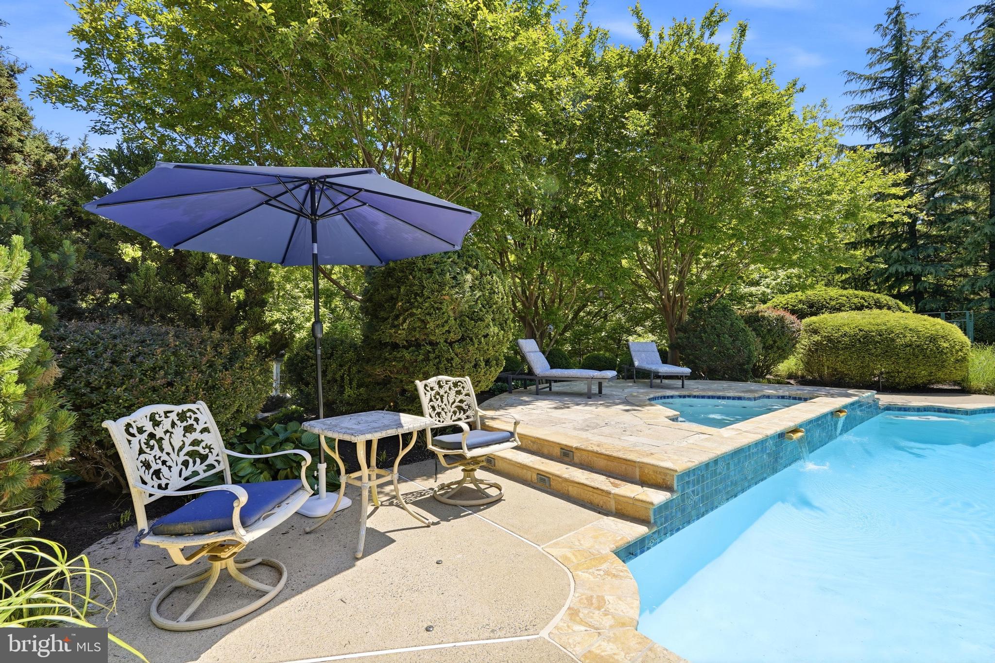 STONELEIGH - Residential
