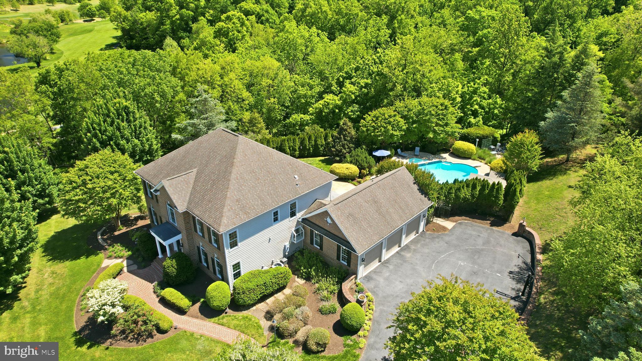STONELEIGH - Residential