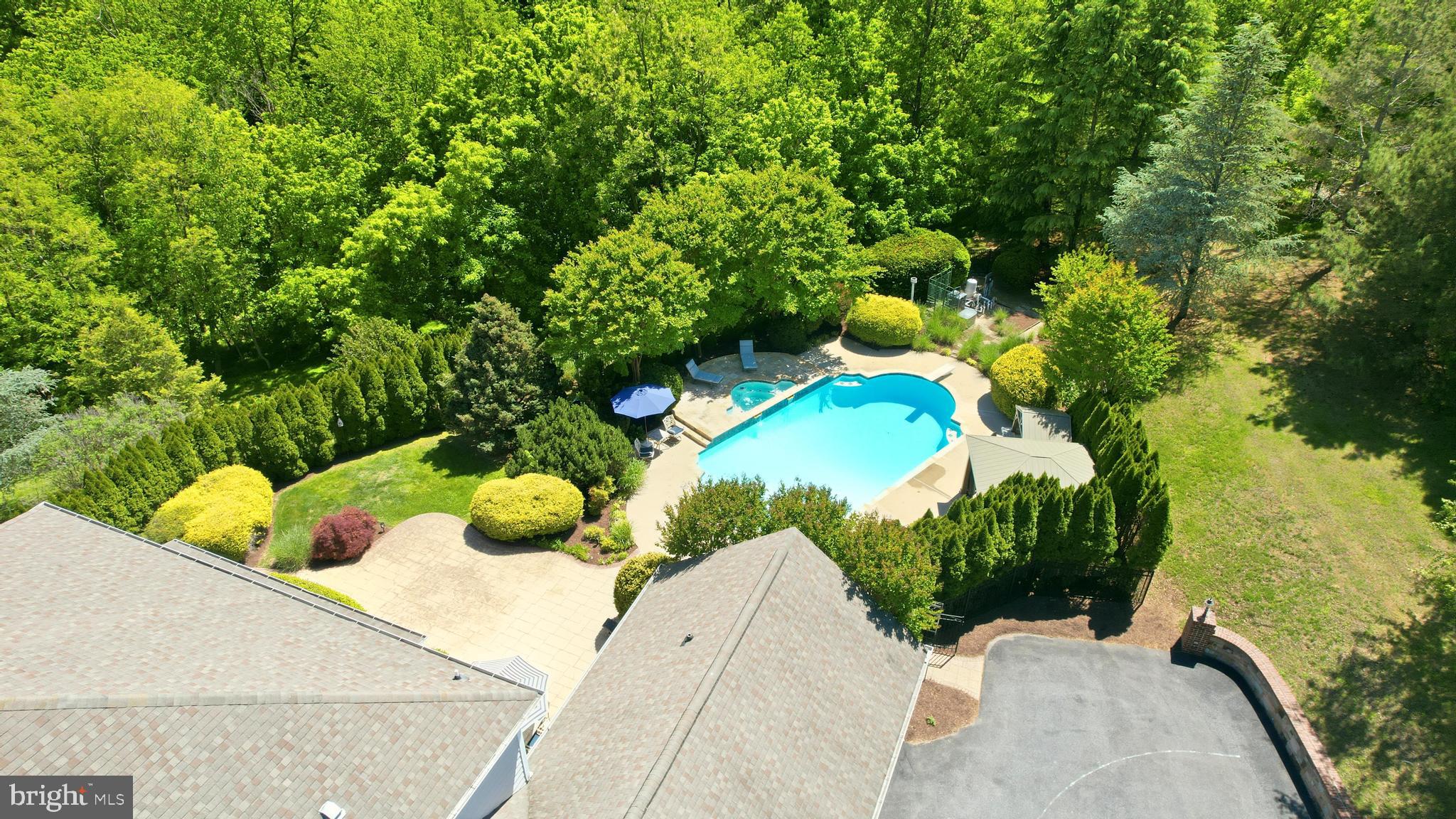STONELEIGH - Residential