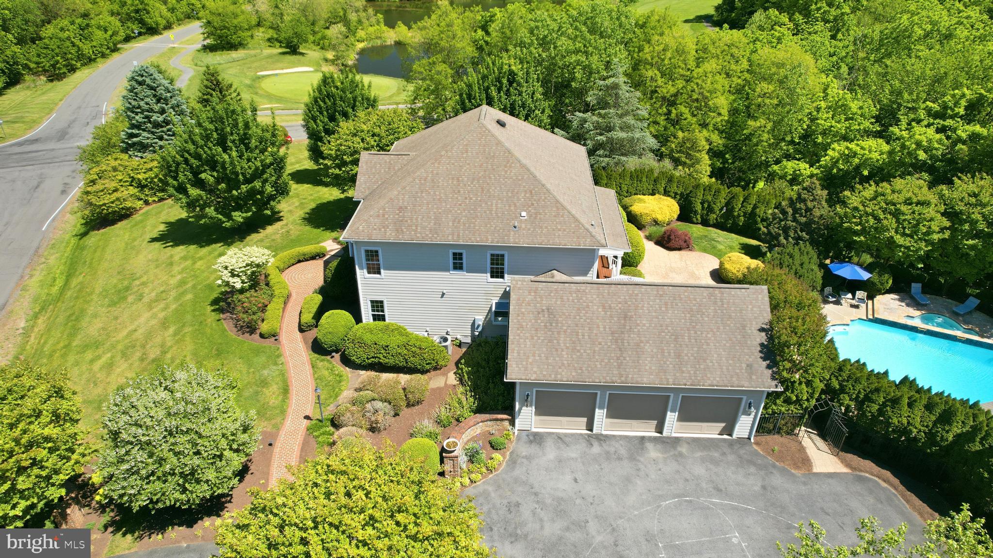 STONELEIGH - Residential