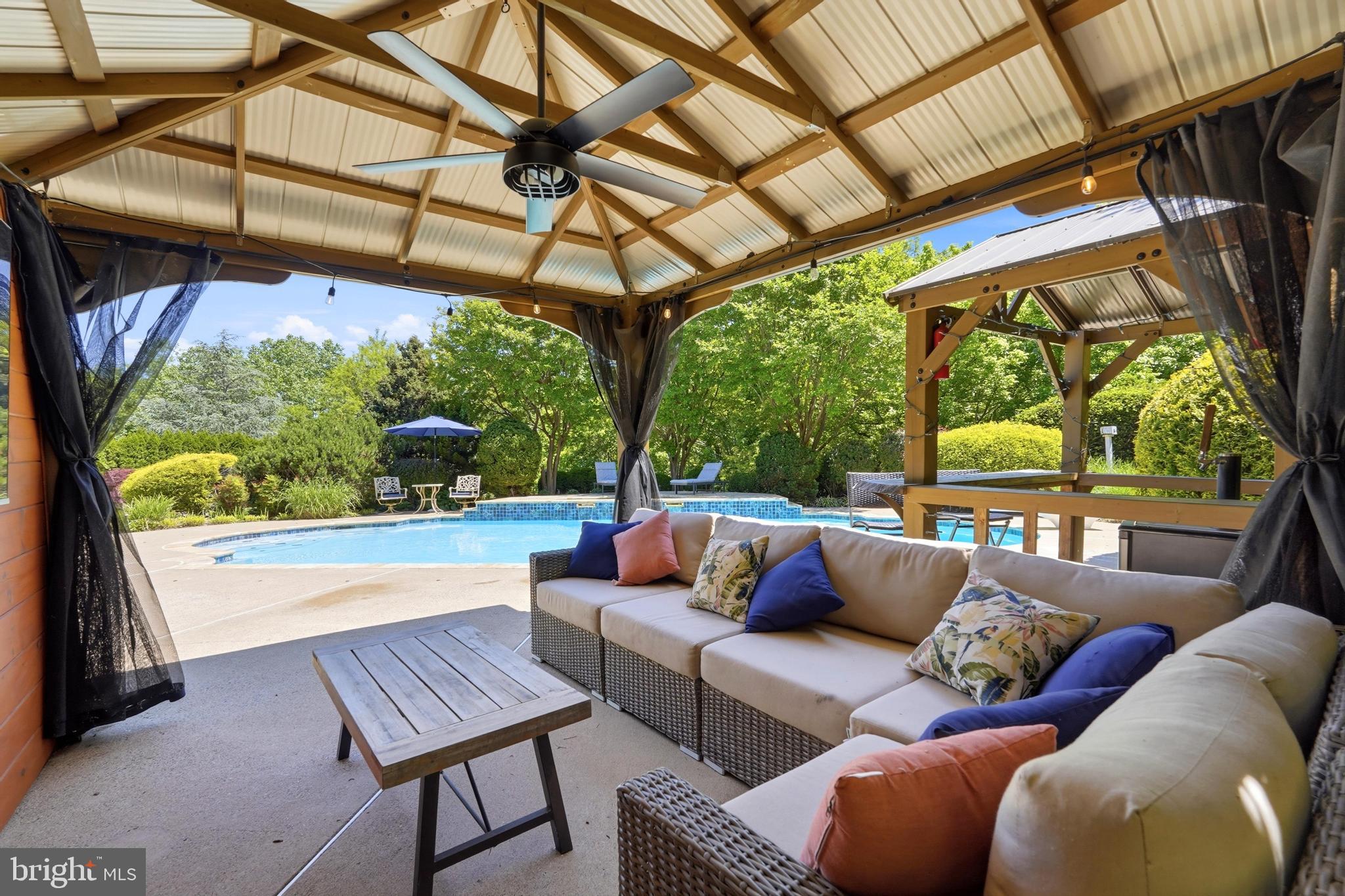 STONELEIGH - Residential