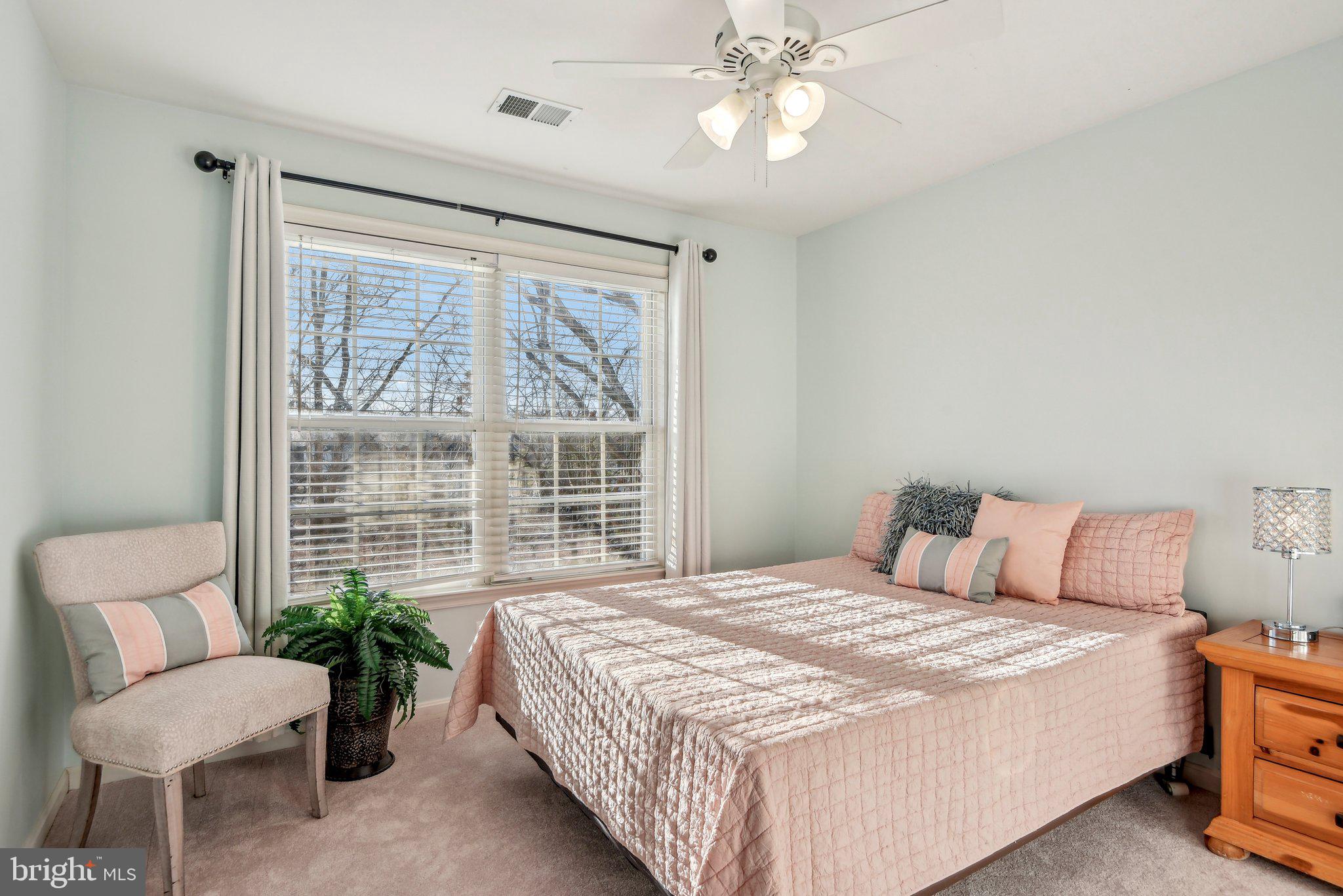 LAURIANNE WOODS - Residential
