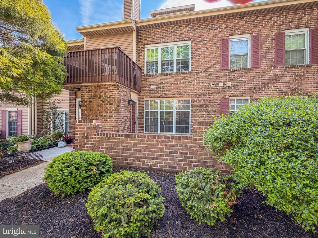 Lower Makefield Condominium in Heacock Meadows.  First floor, 1 Bedroom, 1 Bath, Living/Dining Room with Fireplace,  Laundry Room with washer and dryer.   Freshly painted. Patio.  Community Pool and Tennis Courts. Pickle Ball courts near by.  Close to shopping and conveniently located to trains, airports, I 295 and Route #1.
Trustee-Signatory is a Pennsylvania licensed real estate broker.