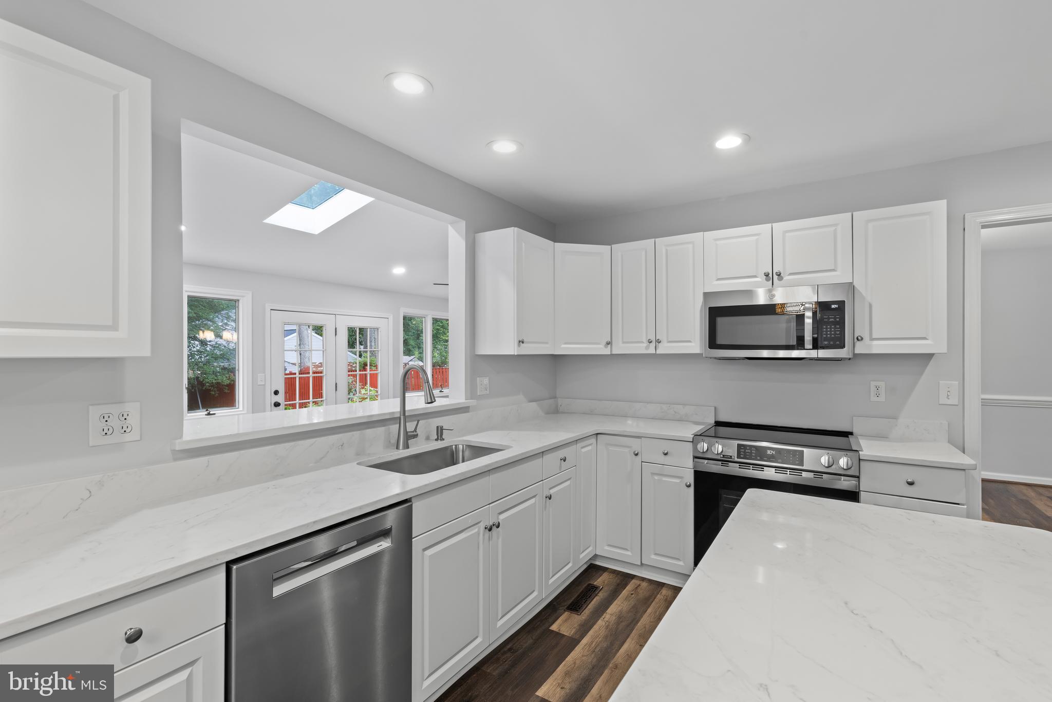 CHATHAM HILLS - Residential
