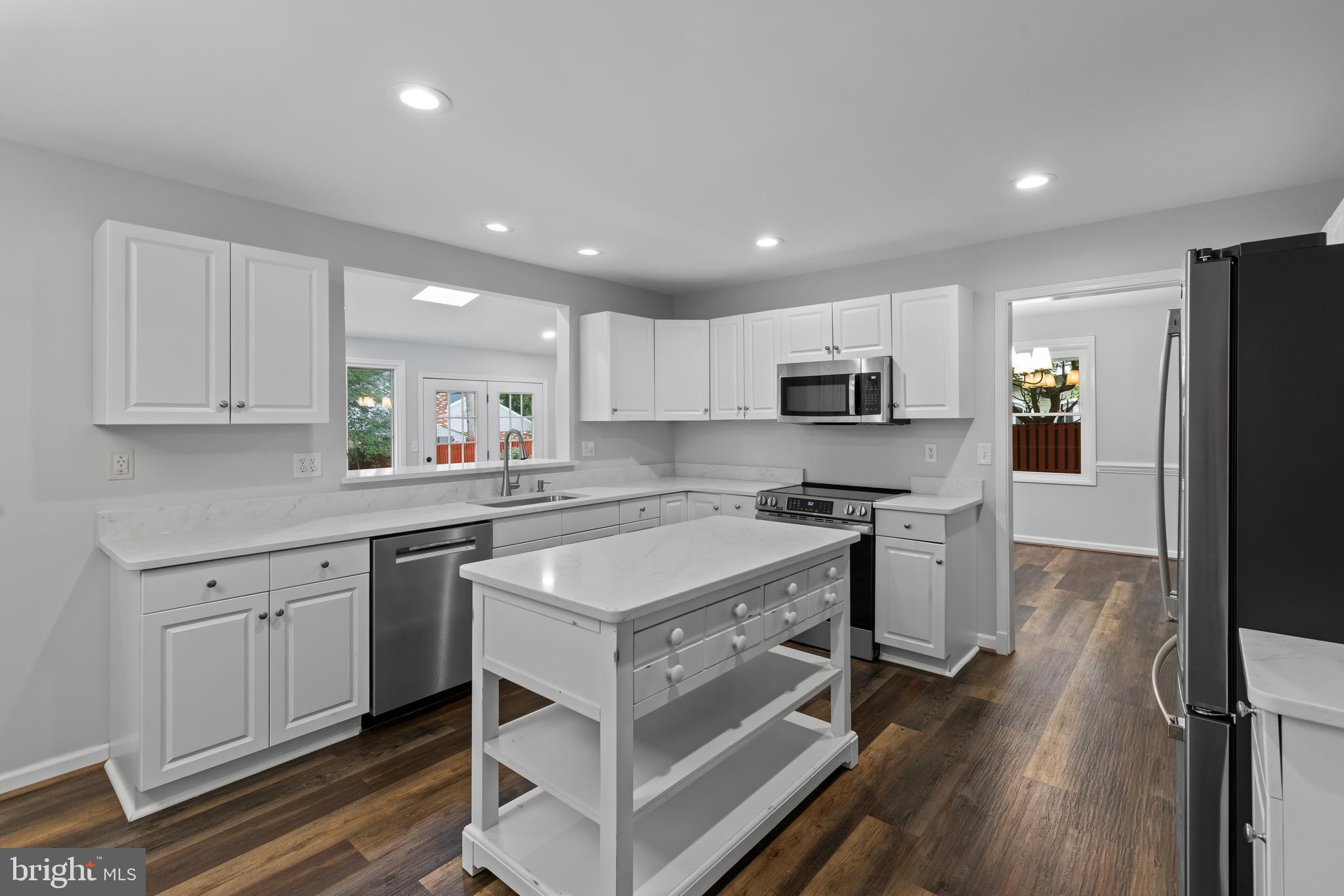 CHATHAM HILLS - Residential