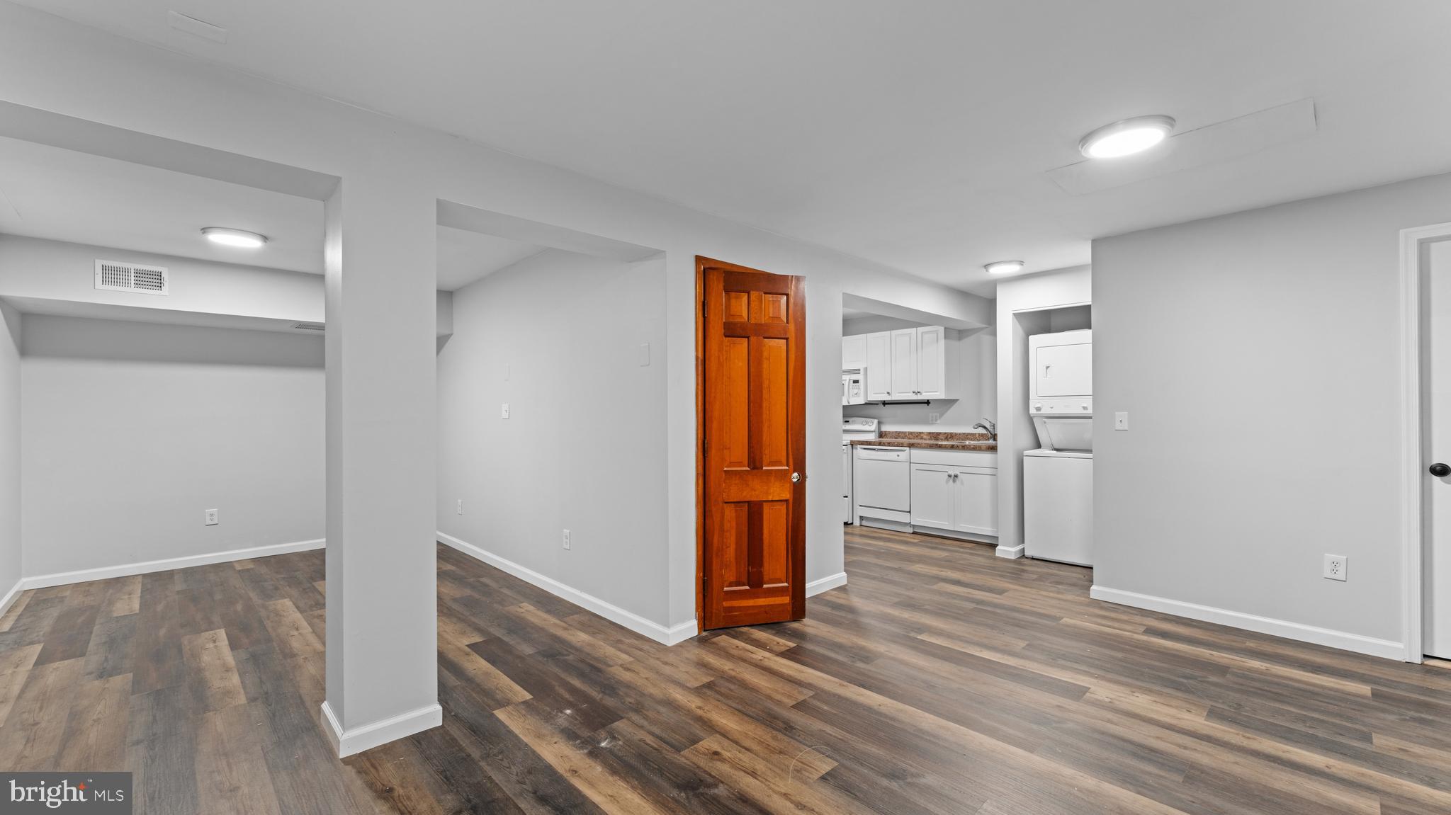 CHATHAM HILLS - Residential