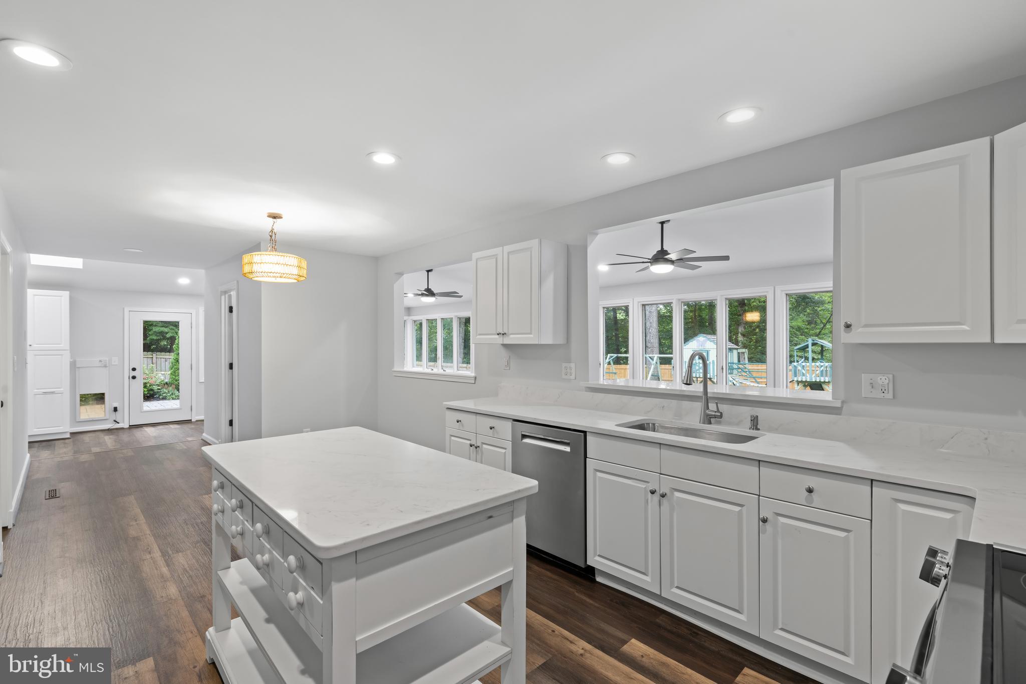 CHATHAM HILLS - Residential